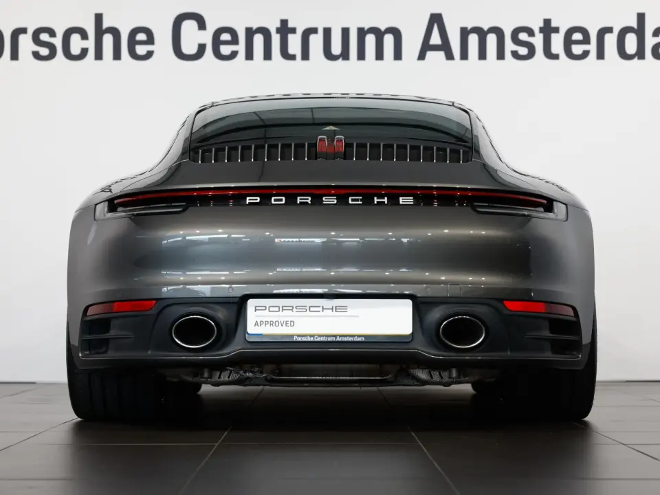 911 Carrera 4S