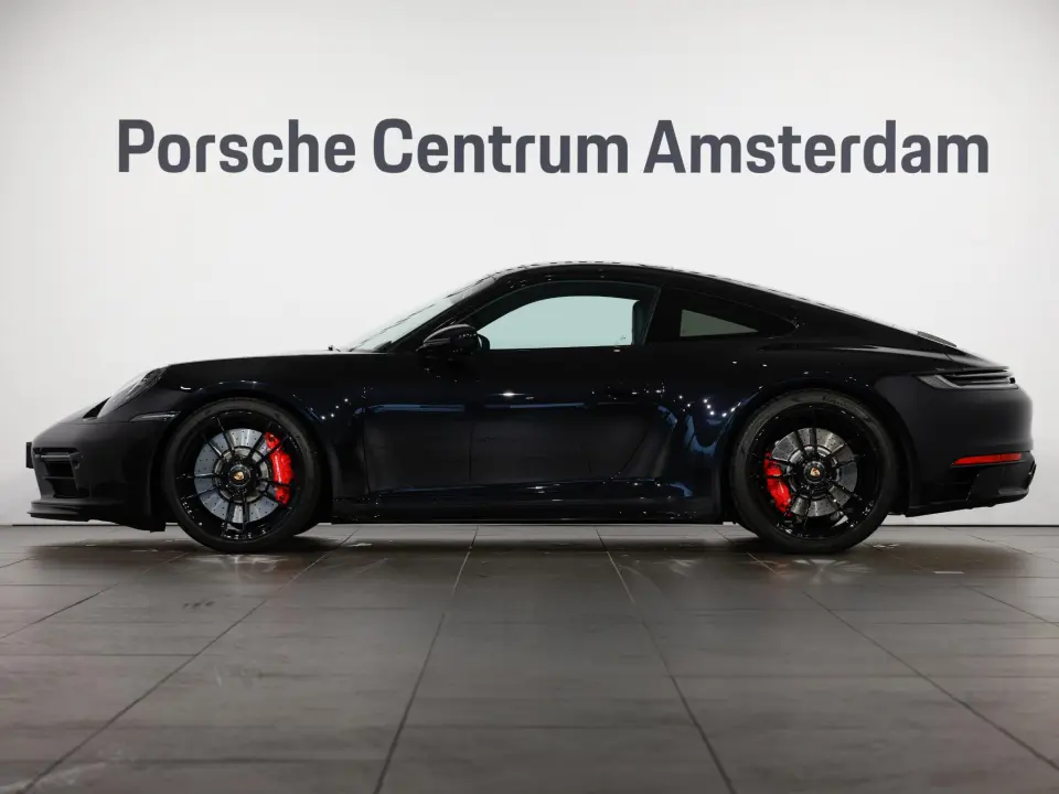 Porsche 911 Carrera GTS