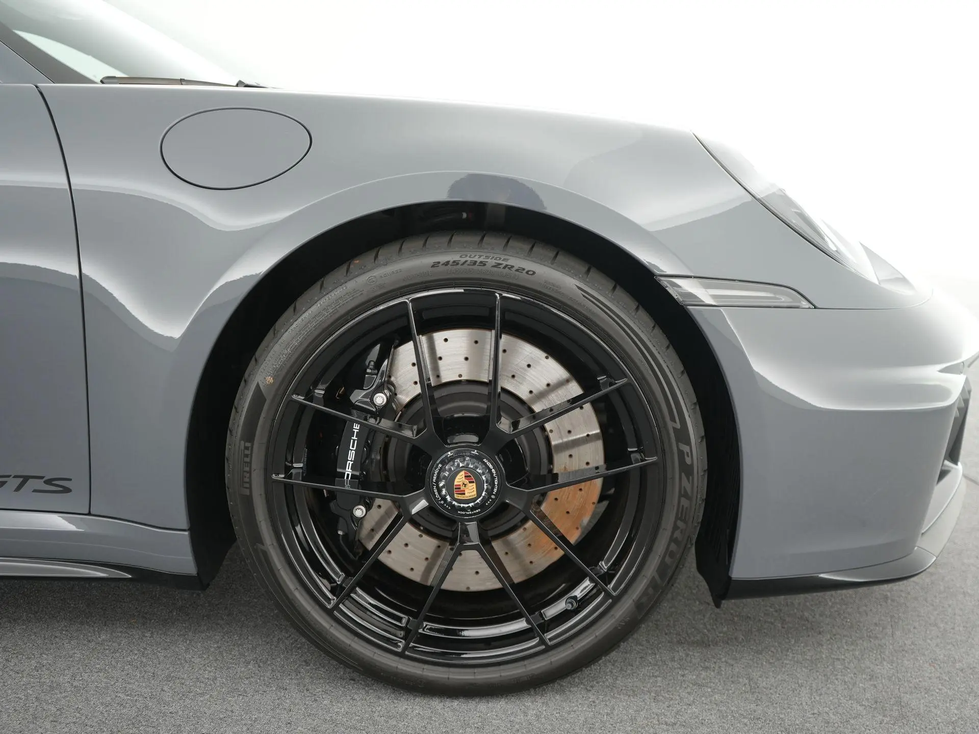 911 3.6 T-Hybrid Carrera 4 GTS