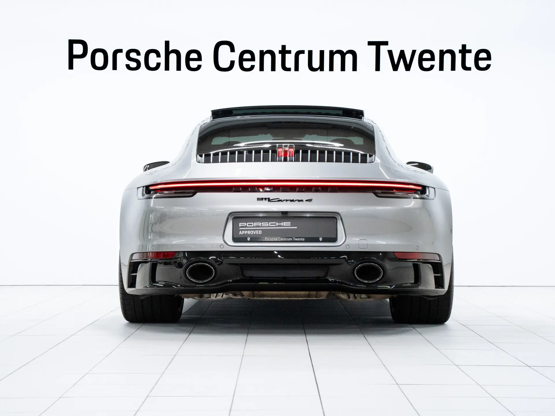 911 Carrera 4