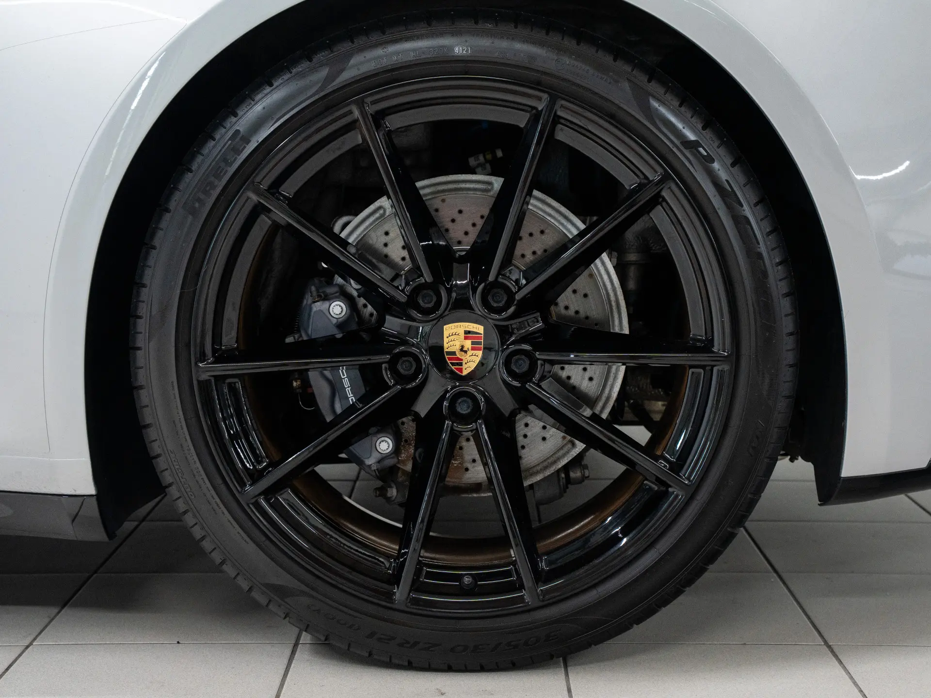911 Carrera 4