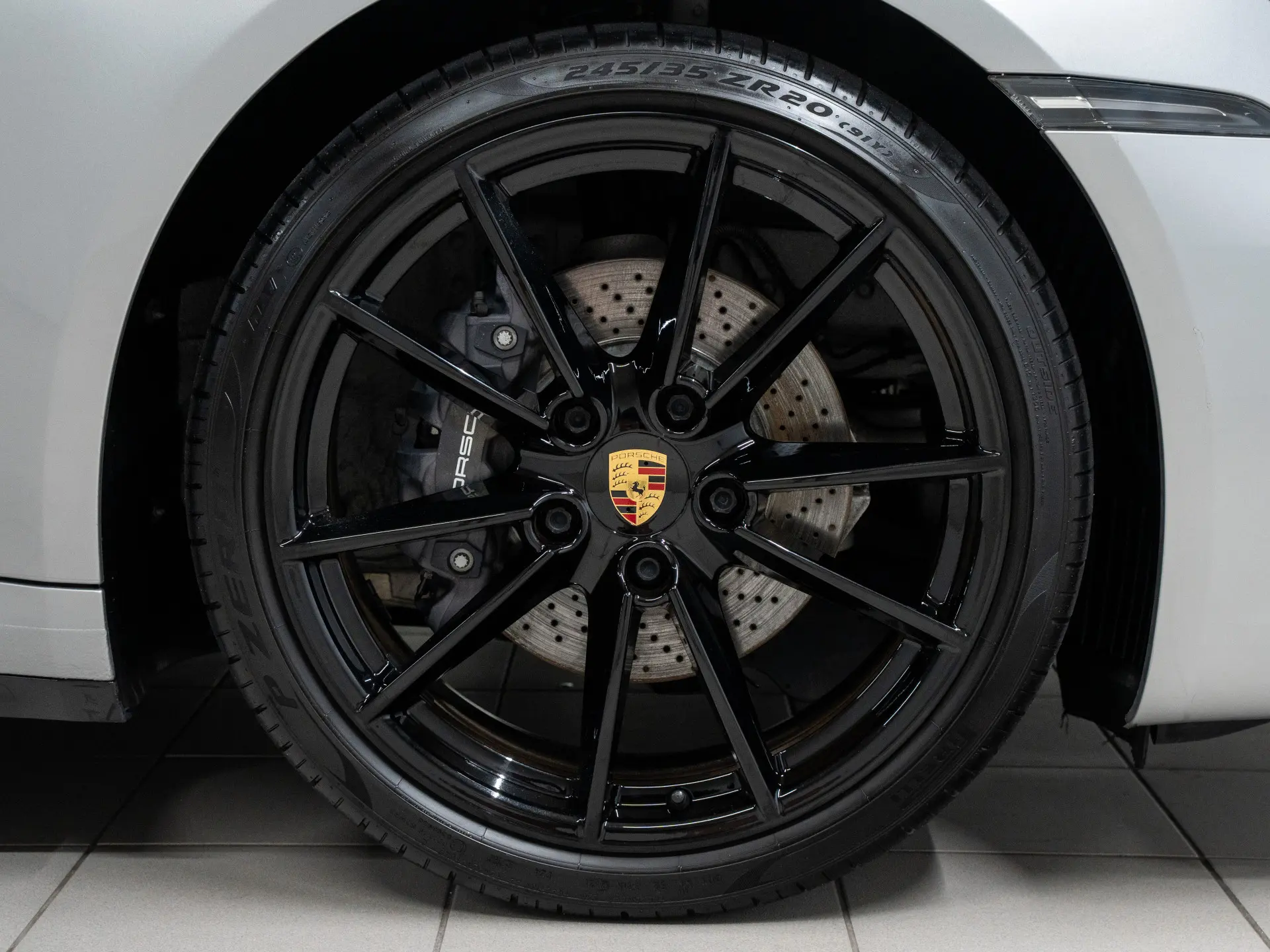 911 Carrera 4