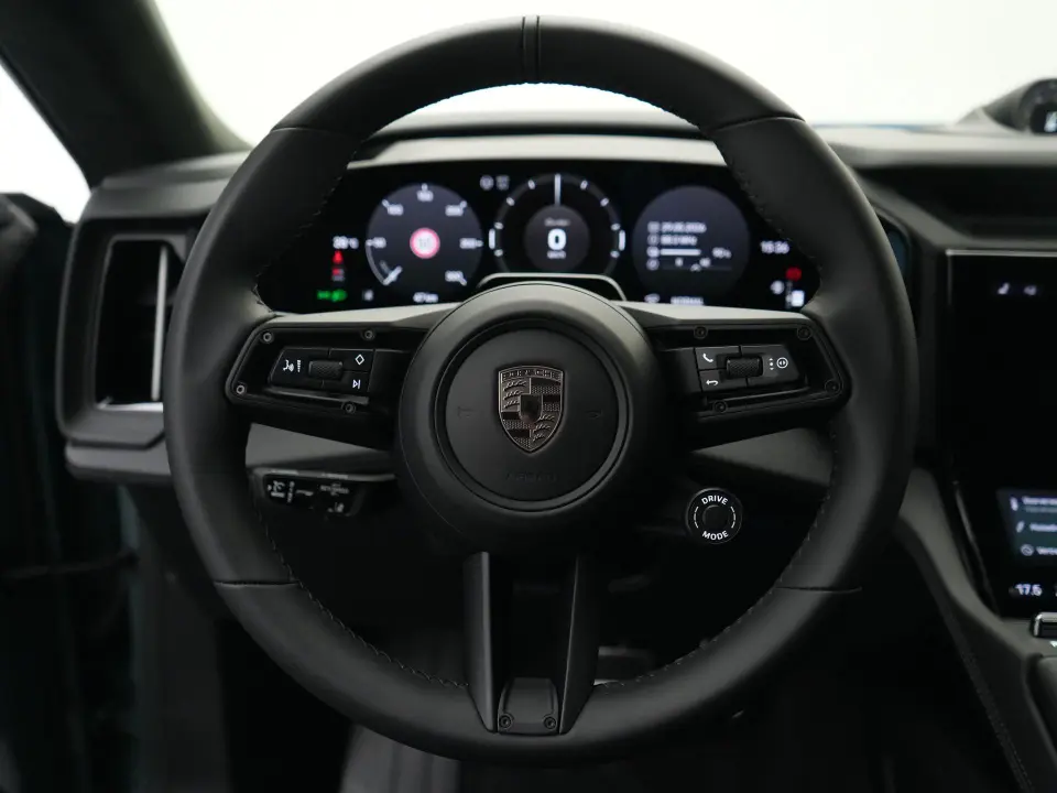 Cayenne Turbo Electric
