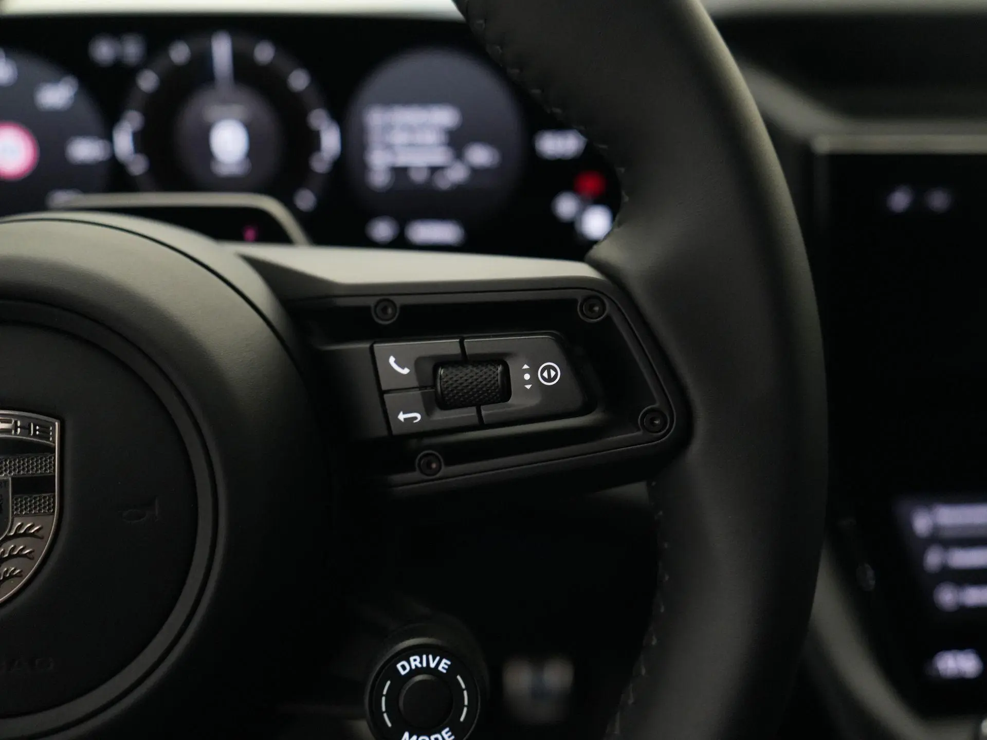 Cayenne Turbo Electric