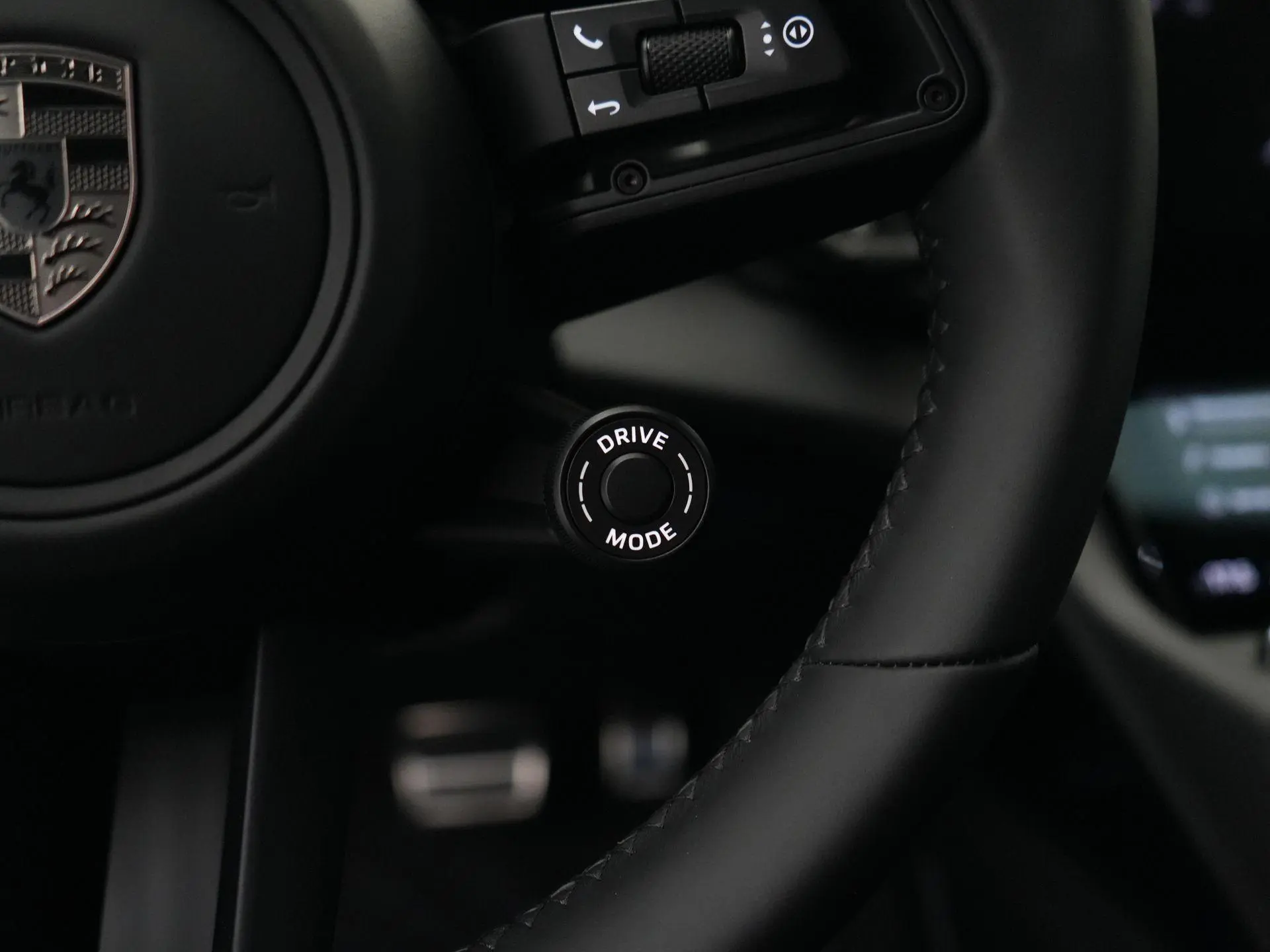 Cayenne Turbo Electric