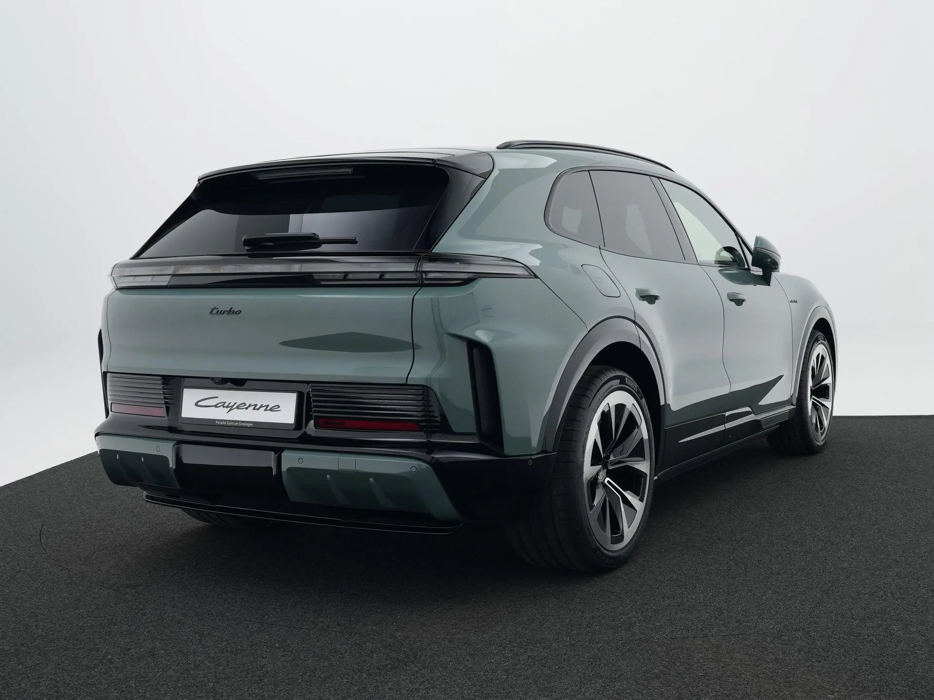 Cayenne Turbo Electric