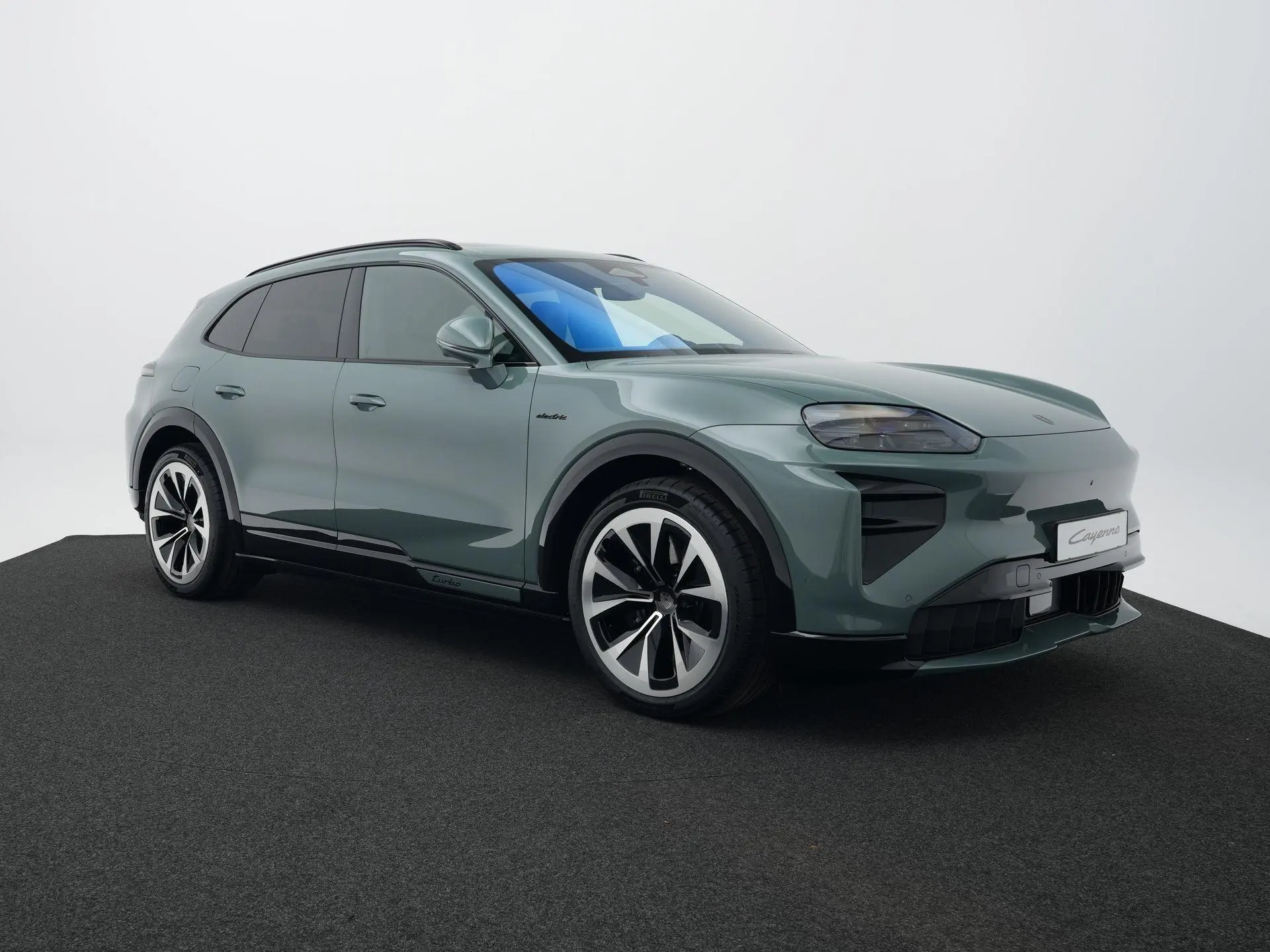 Cayenne Turbo Electric