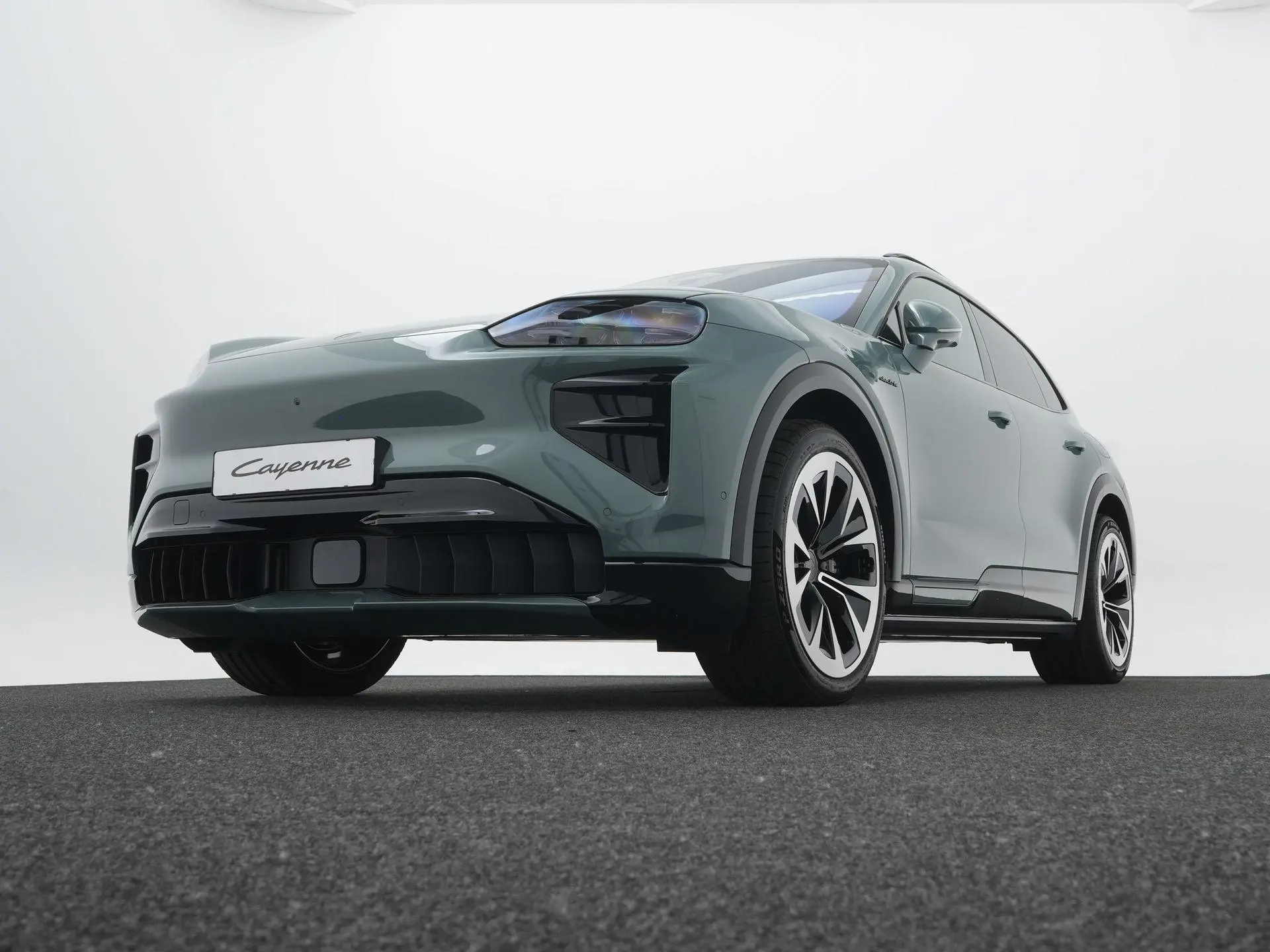 Cayenne Turbo Electric