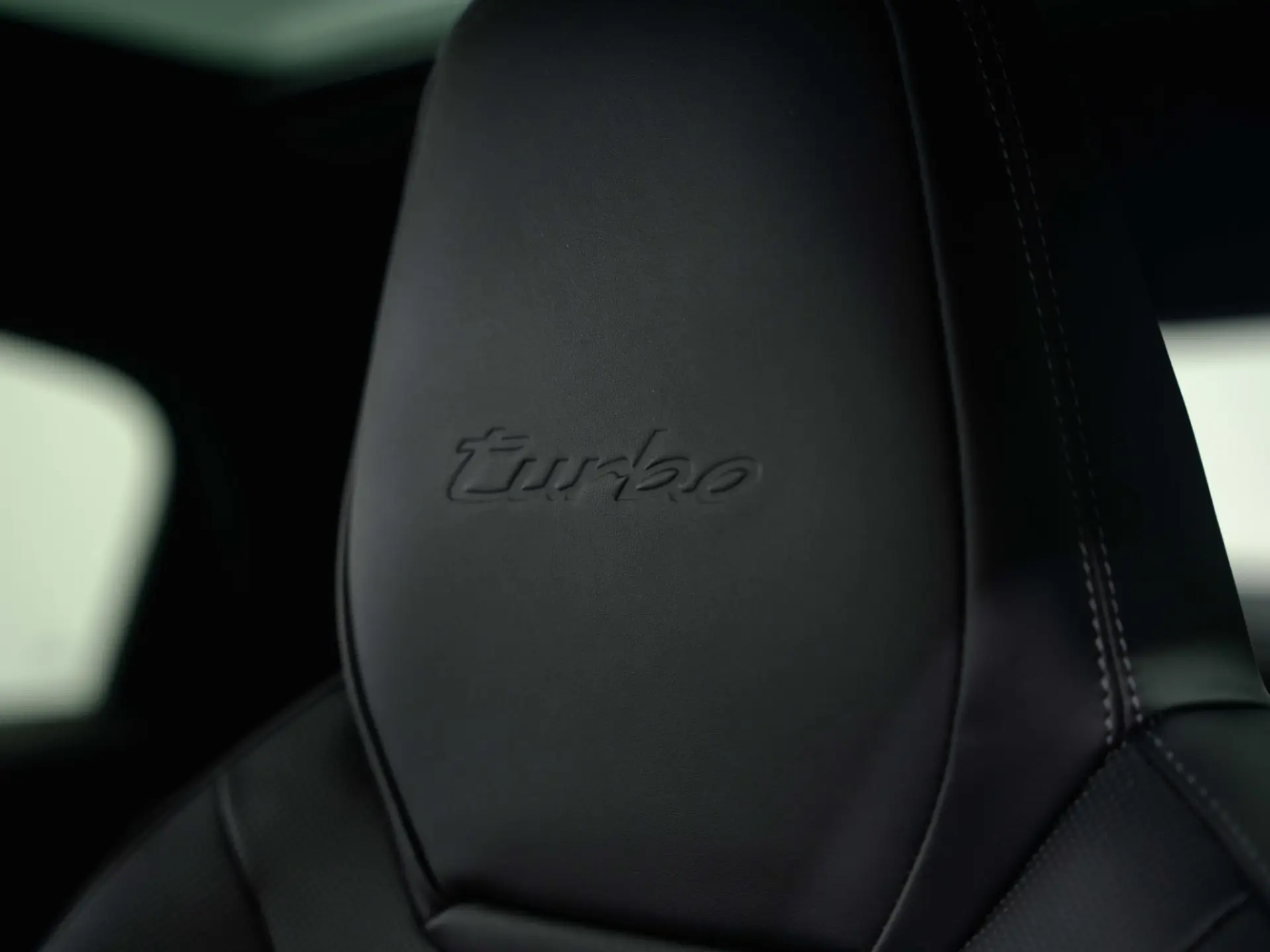 Cayenne Coupé Turbo E-Hybrid
