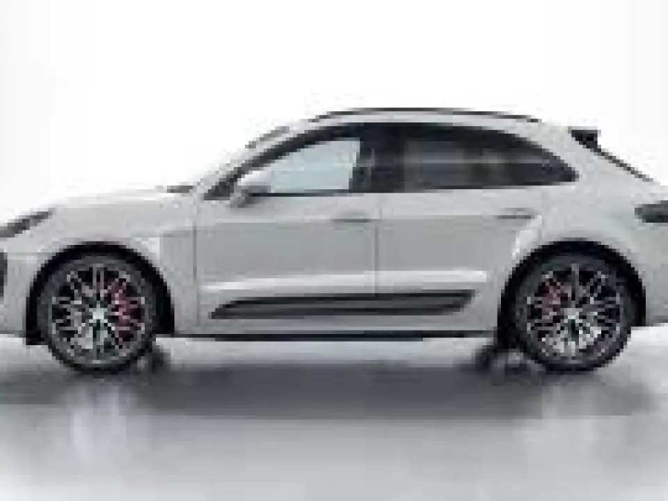 Macan S