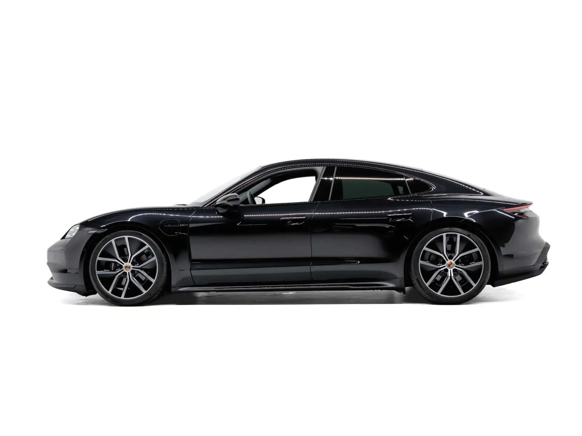 Taycan Black Edition