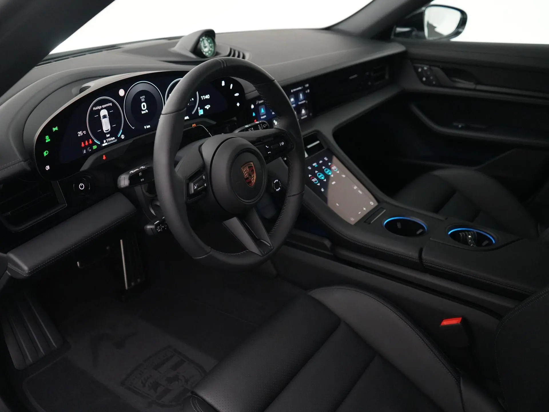 Taycan Sport Turismo Black Edition