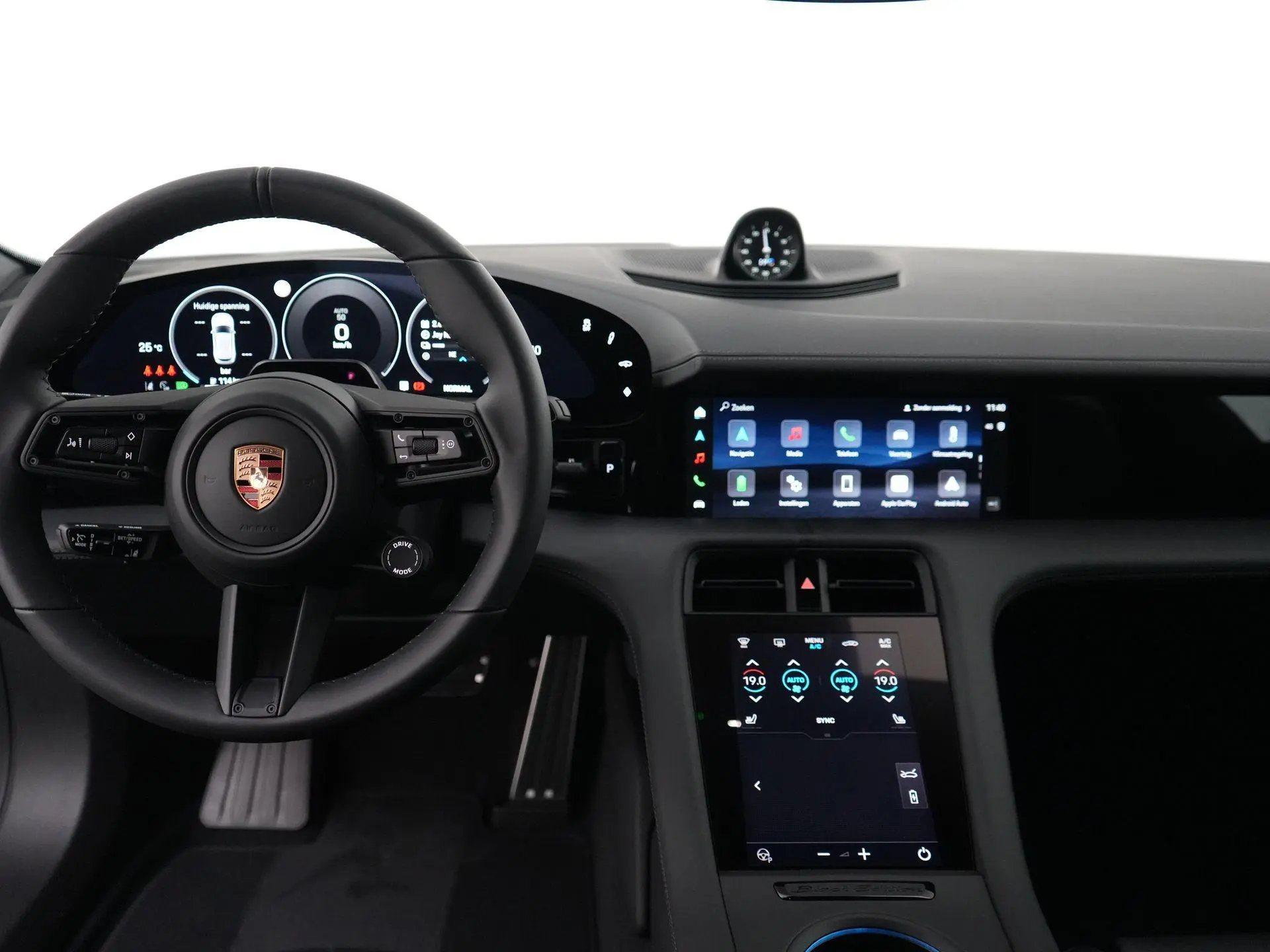 Taycan Sport Turismo Black Edition