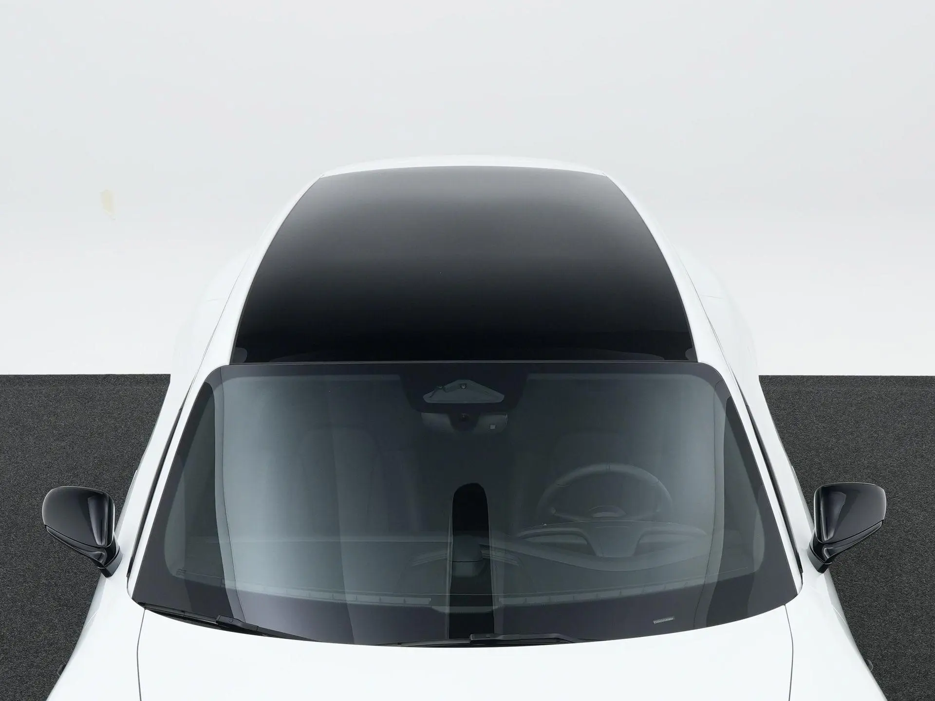 Taycan Sport Turismo Black Edition