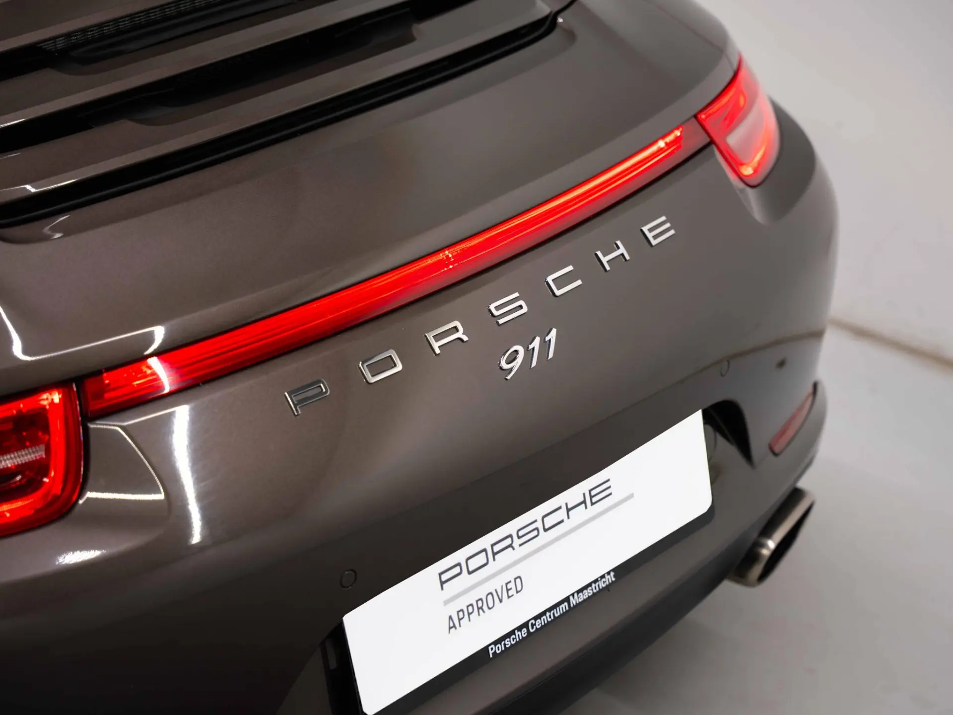 911 Targa 4