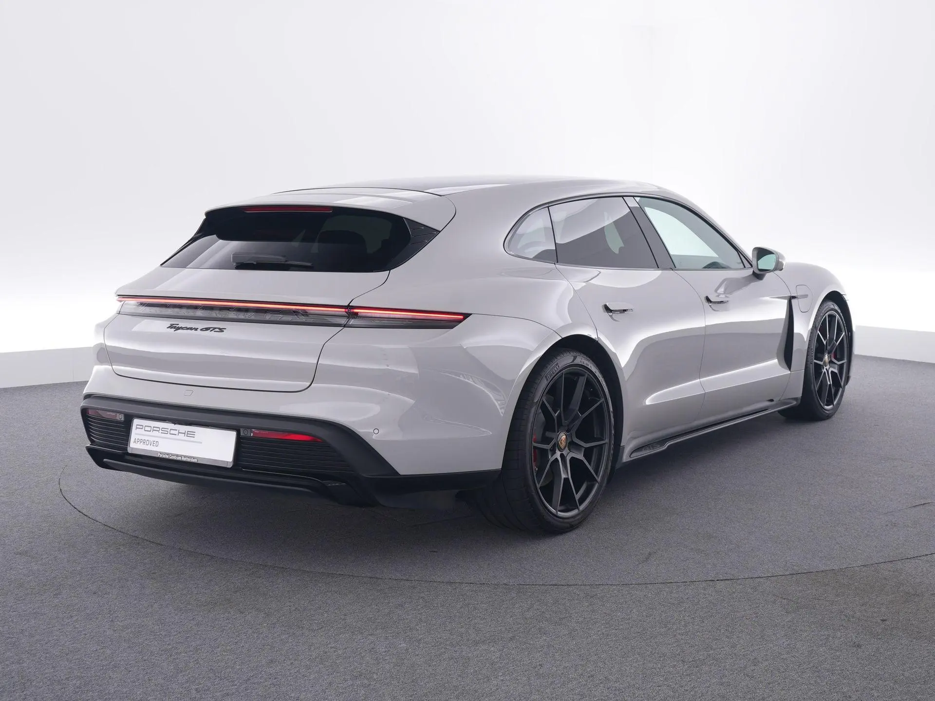 Taycan Sport Turismo GTS 93 kWh