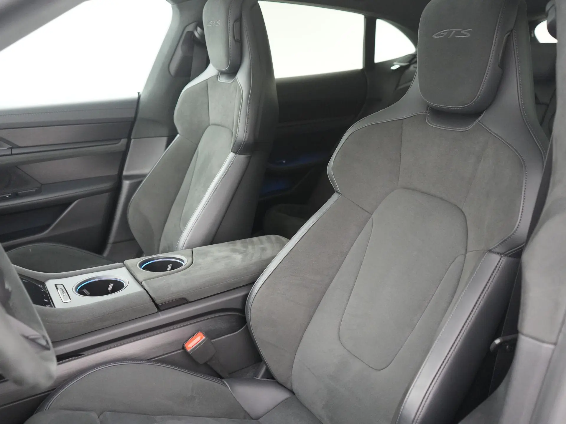 Taycan Sport Turismo GTS 93 kWh