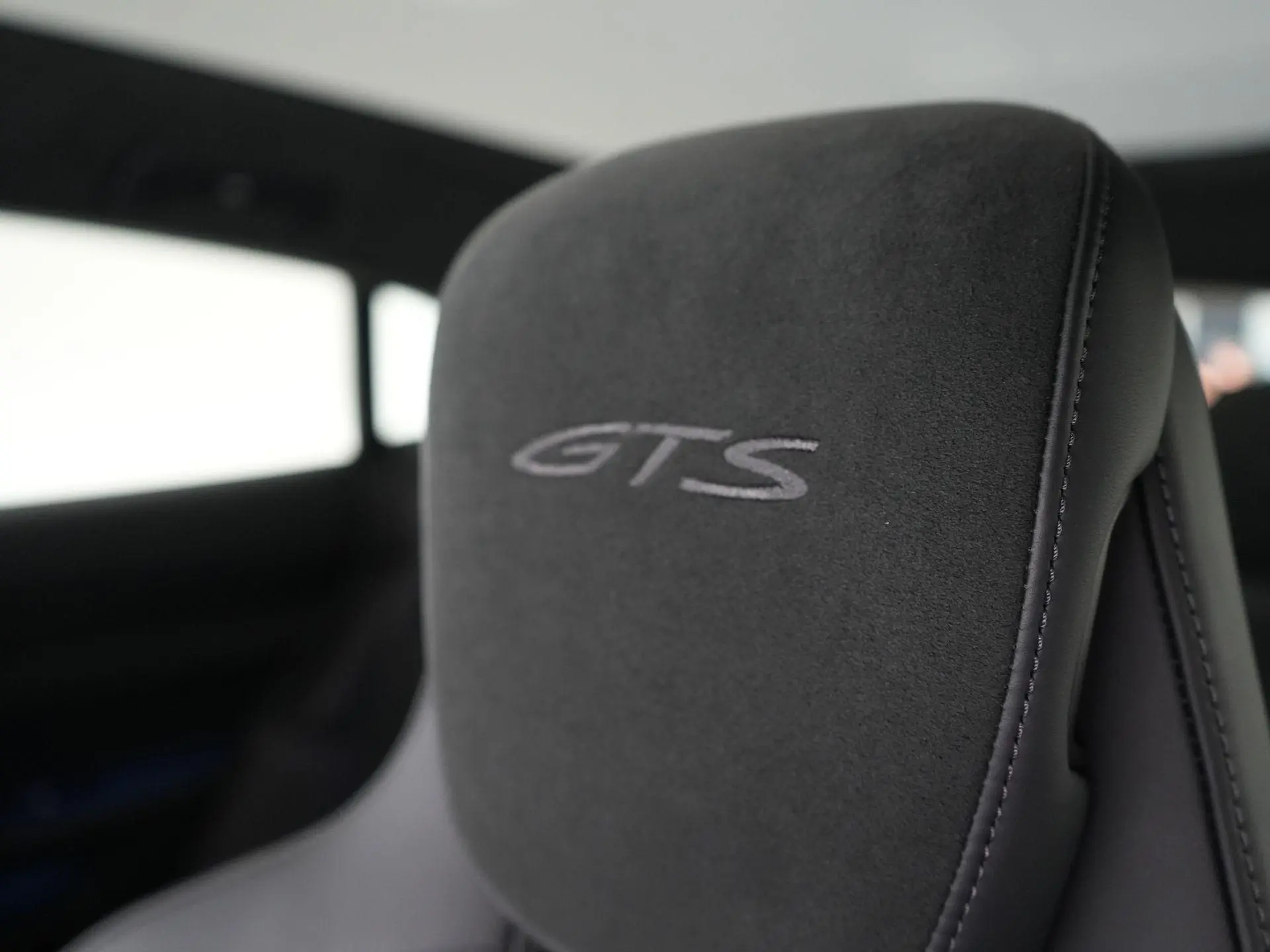 Taycan Sport Turismo GTS 93 kWh