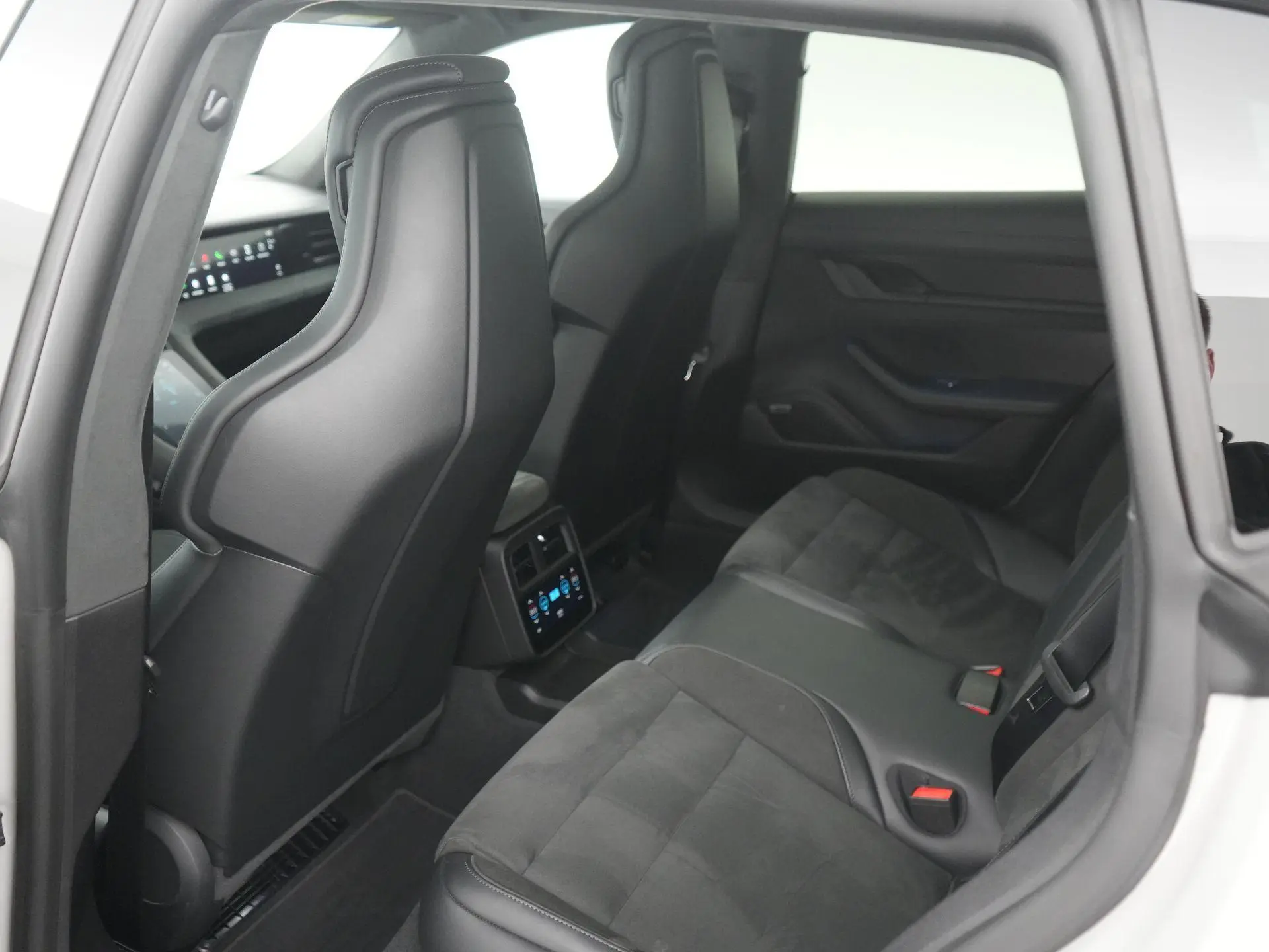 Taycan Sport Turismo GTS 93 kWh