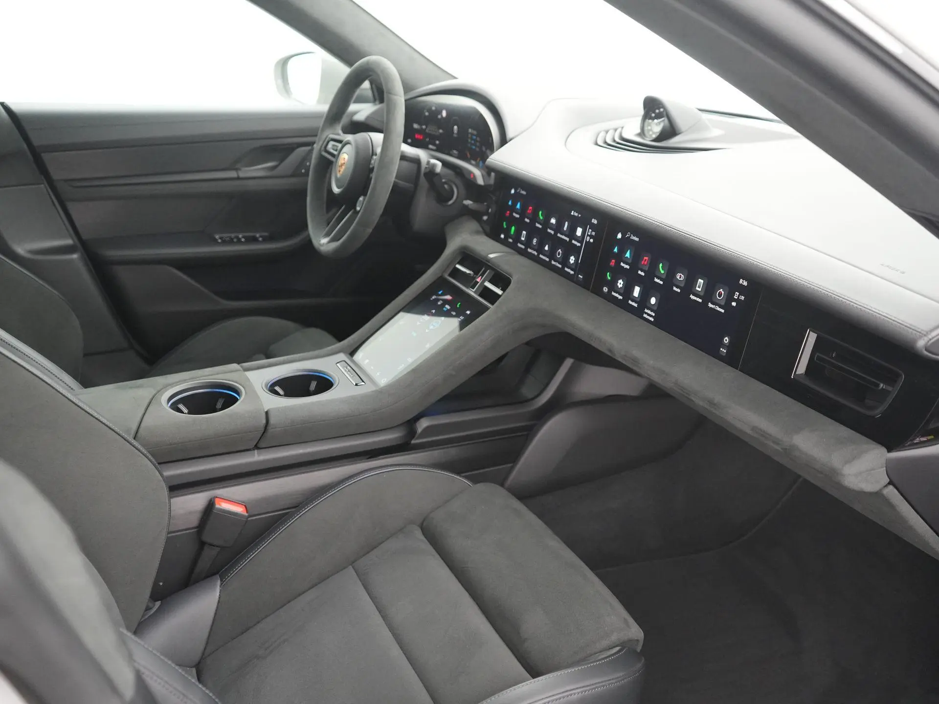 Taycan Sport Turismo GTS 93 kWh