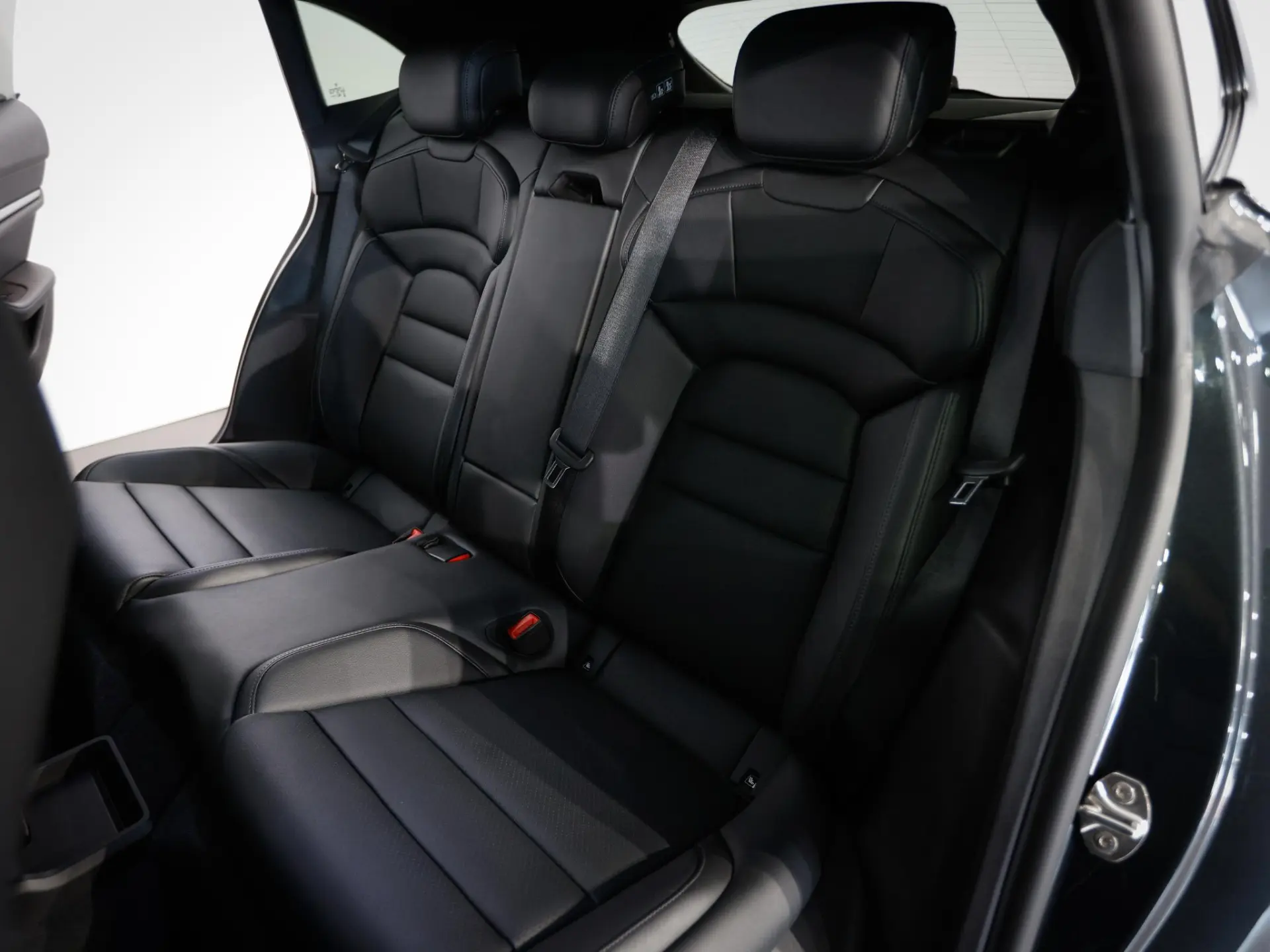 Taycan 4 Cross Turismo 
