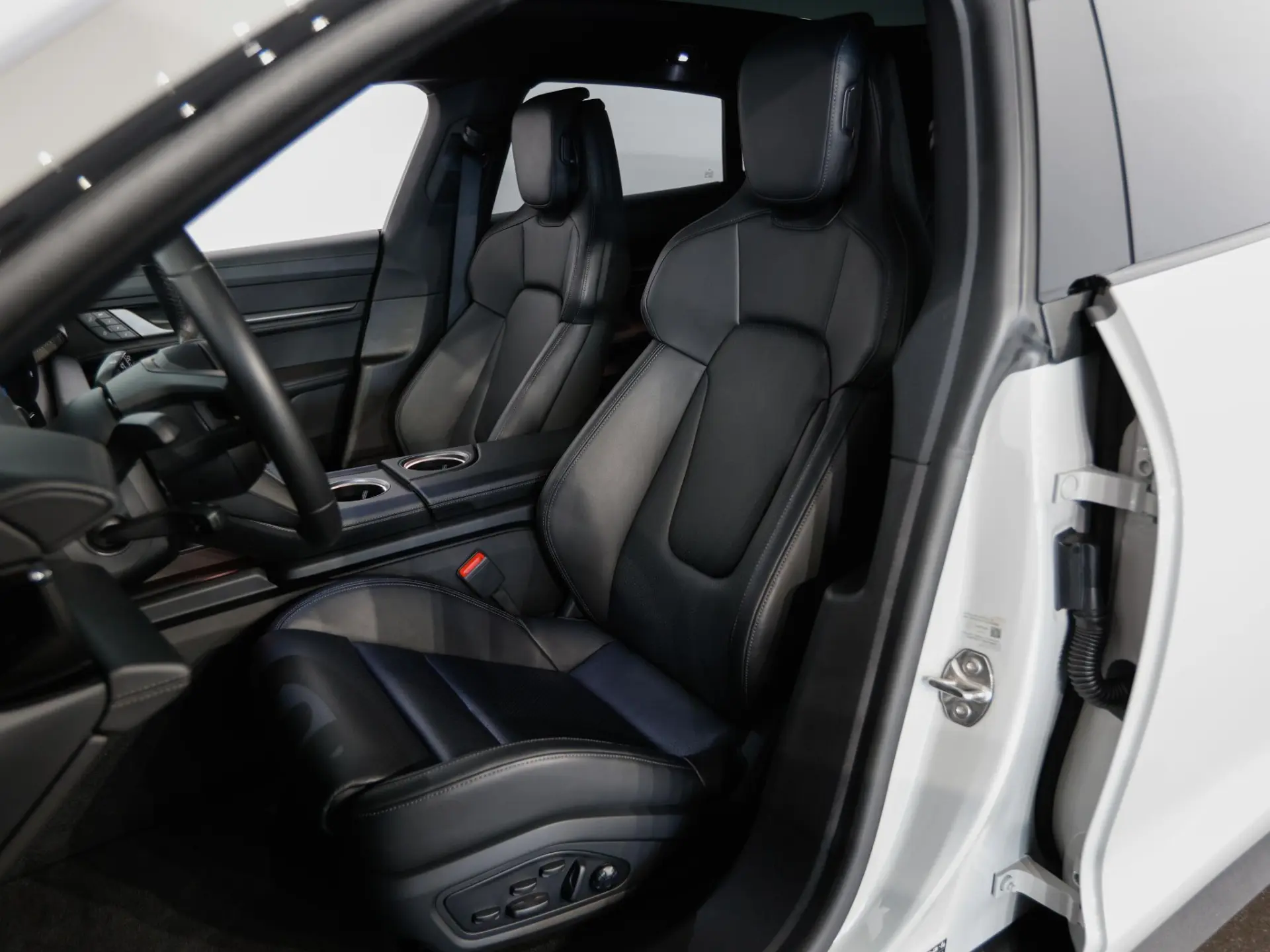 Taycan 4S Sport Turismo 