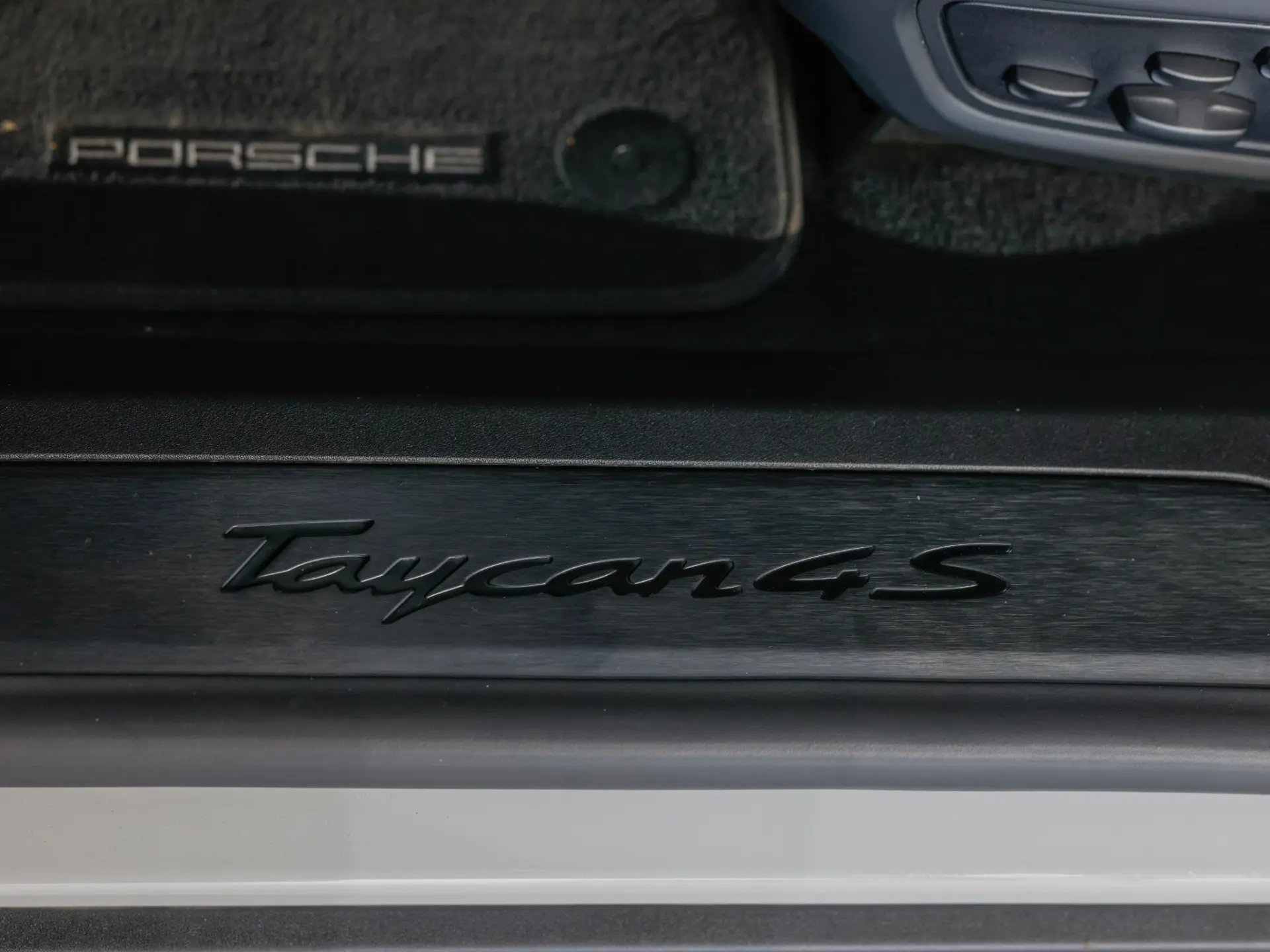 Taycan 4S Sport Turismo 