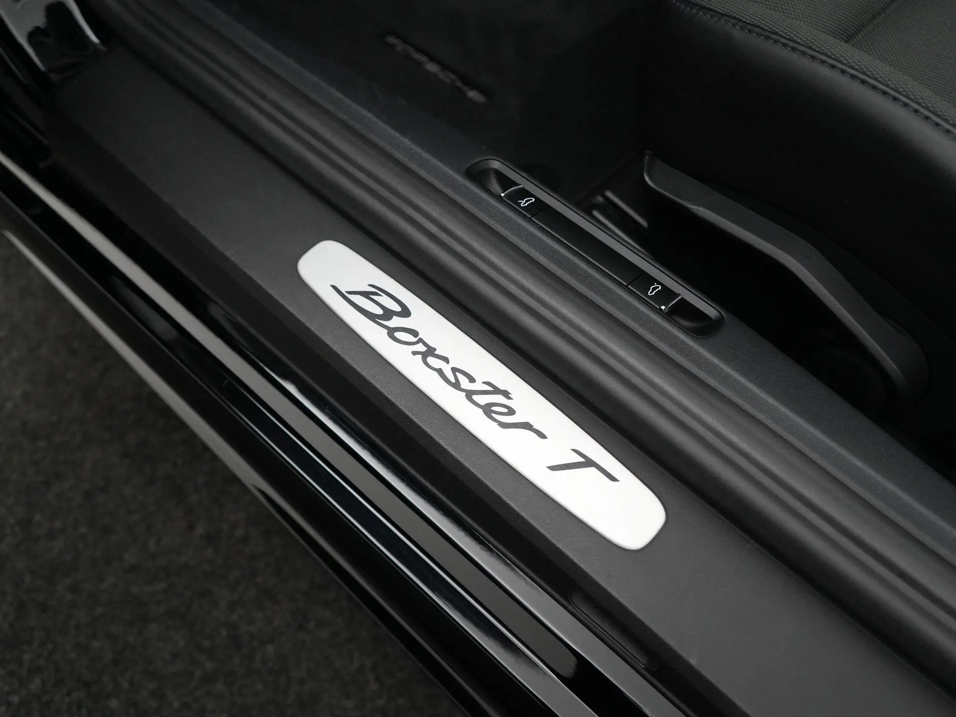 718 Boxster T