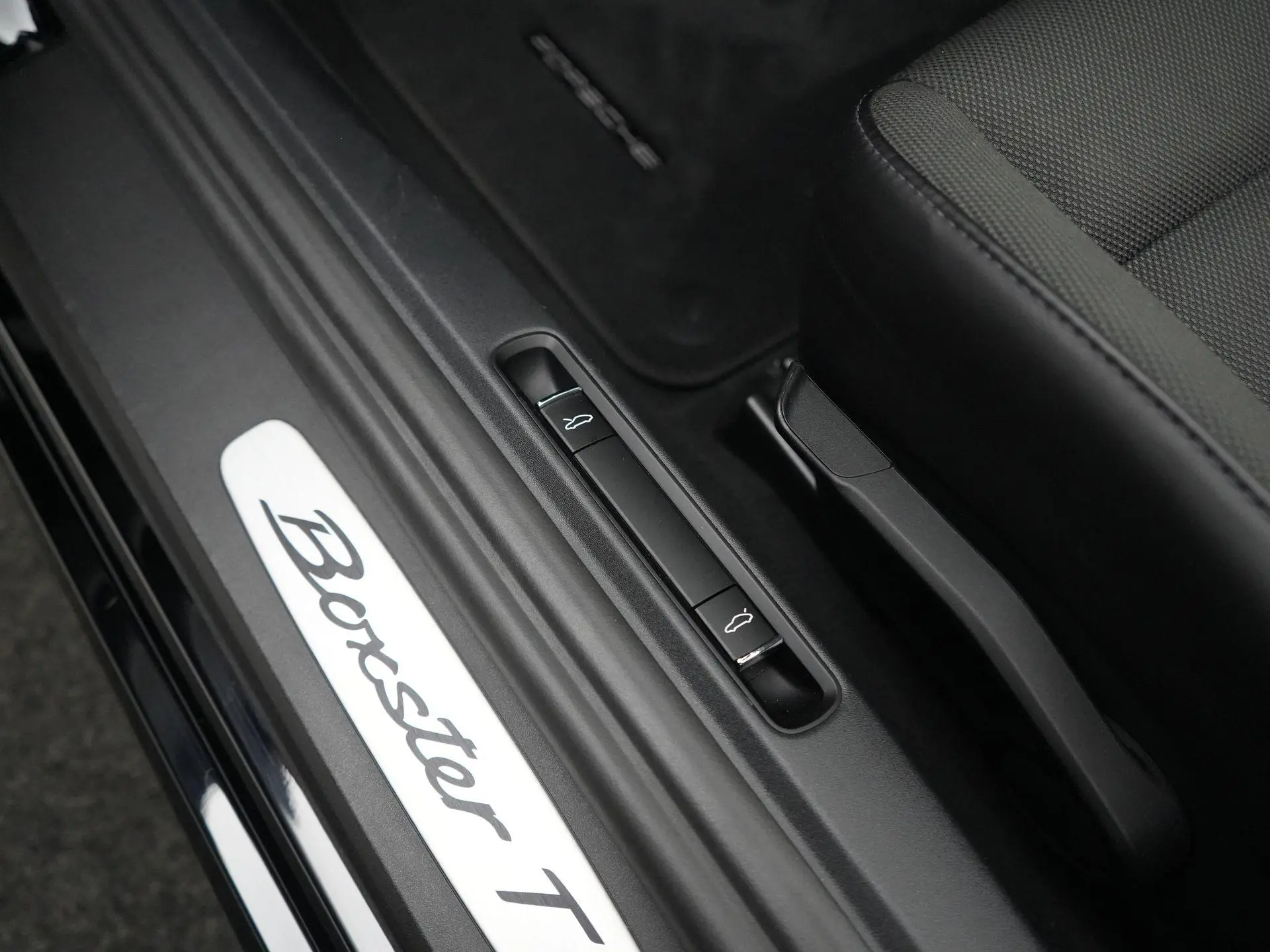 718 Boxster T