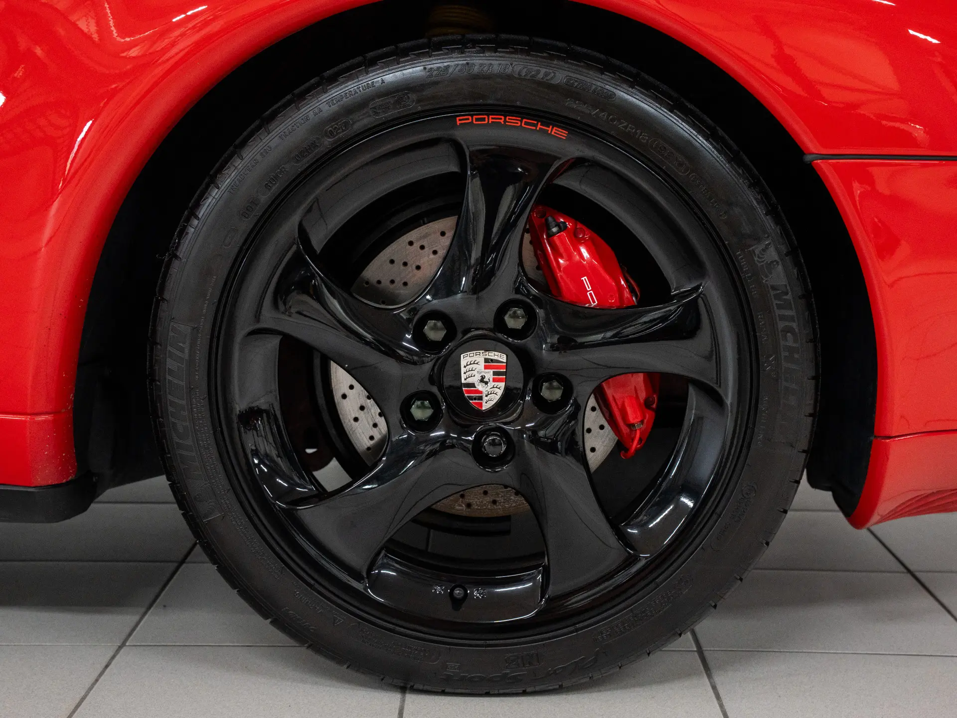 911 Carrera 4