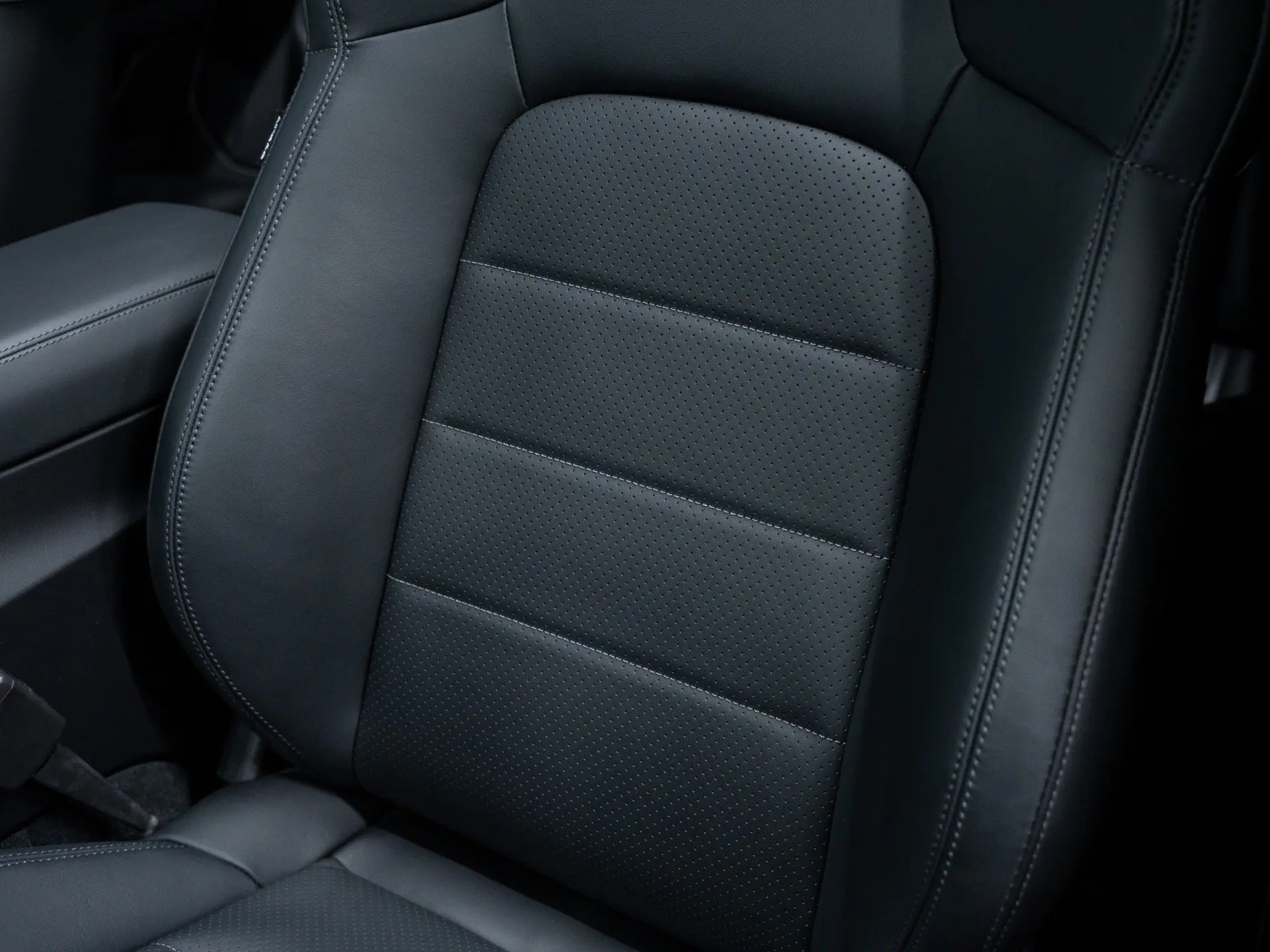 Macan 4