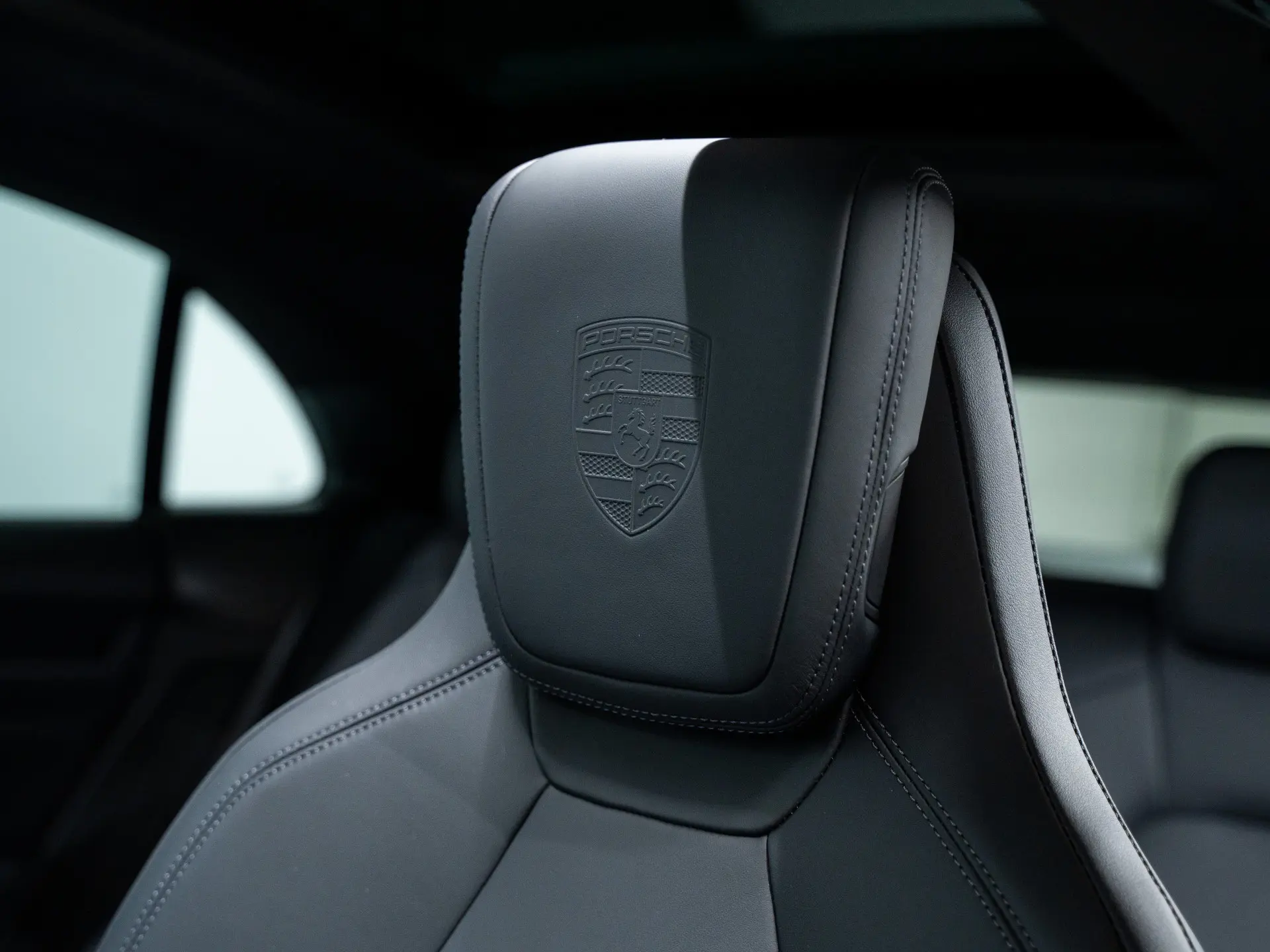 Macan 4