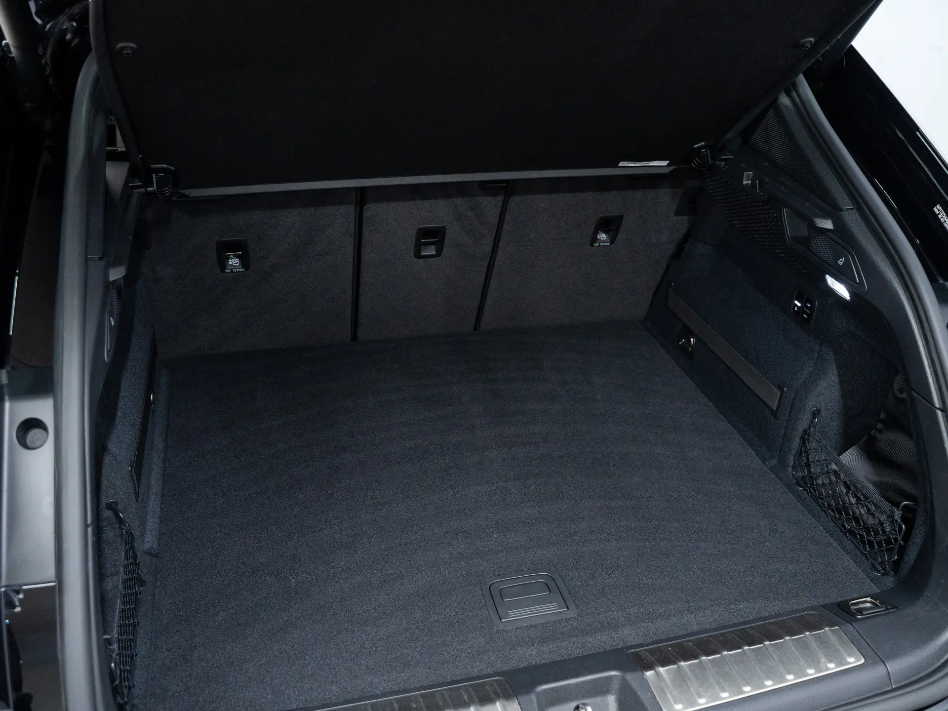Macan 4