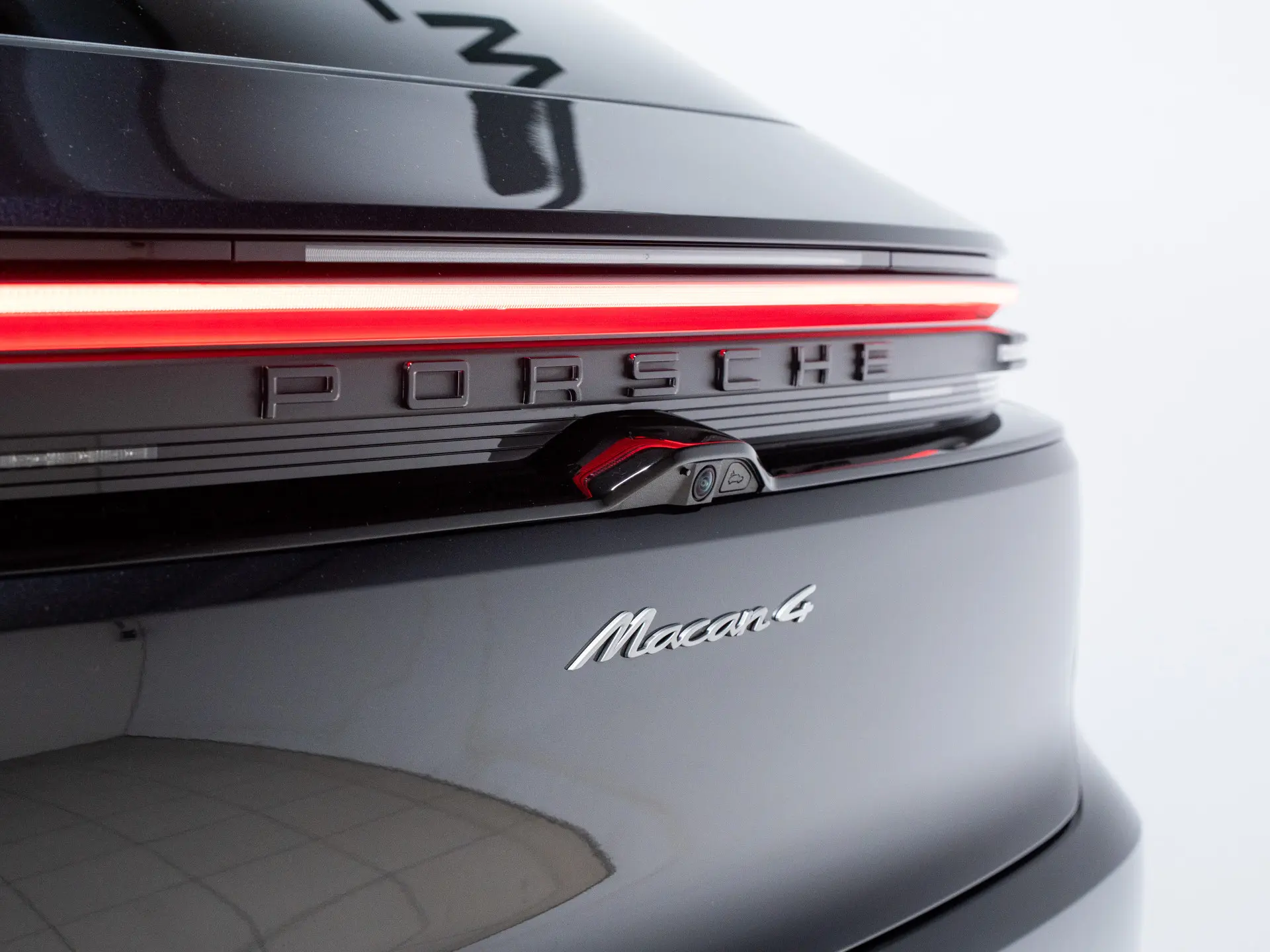 Macan 4