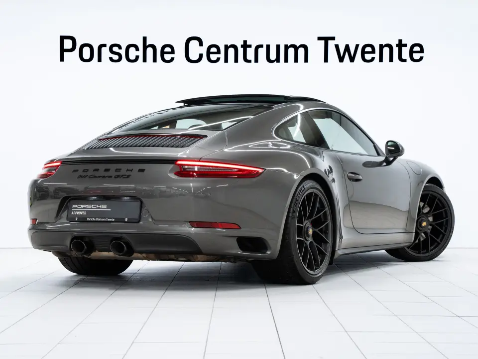 Porsche 911 Carrera GTS