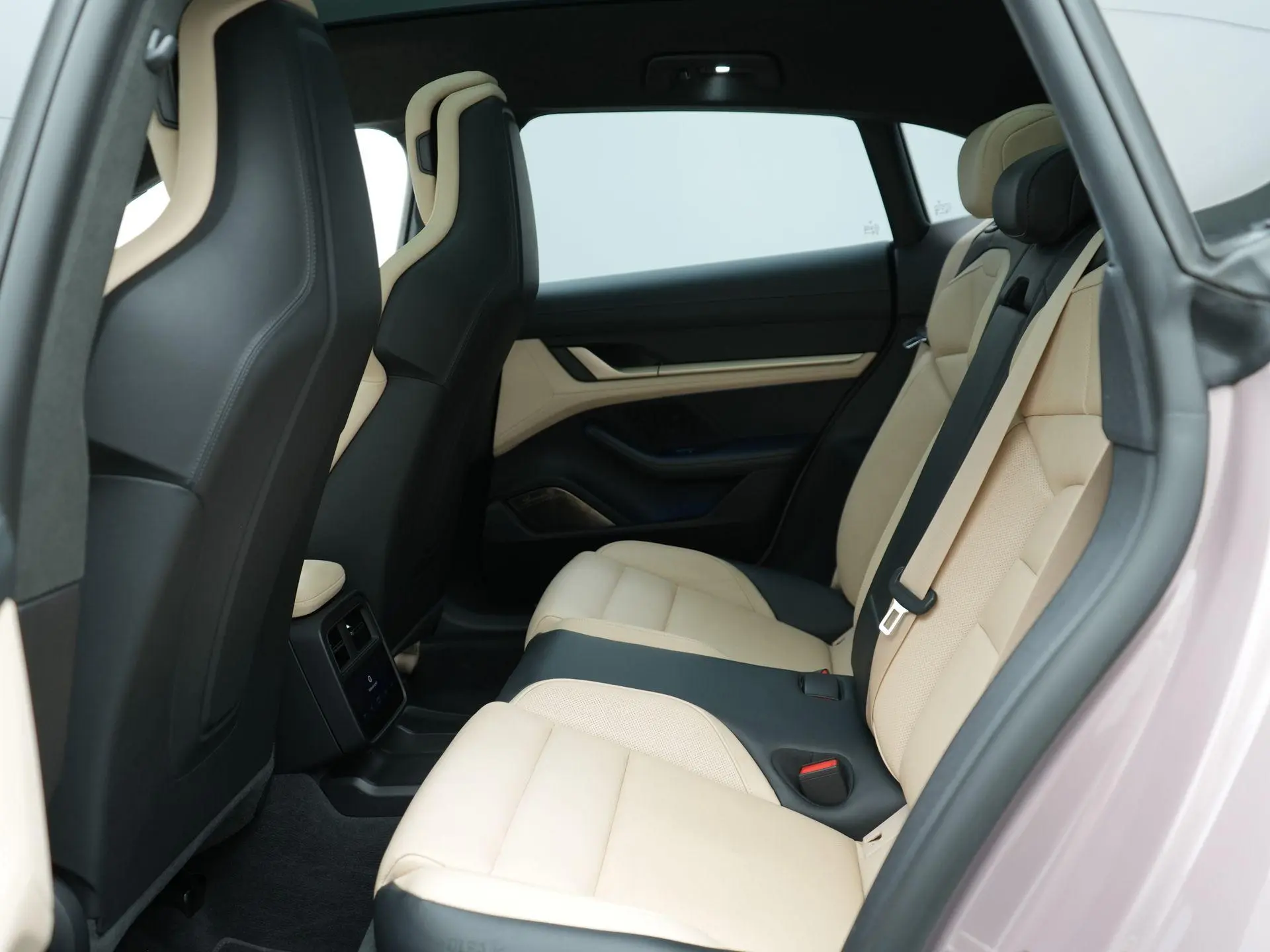 Taycan 4S Cross Turismo