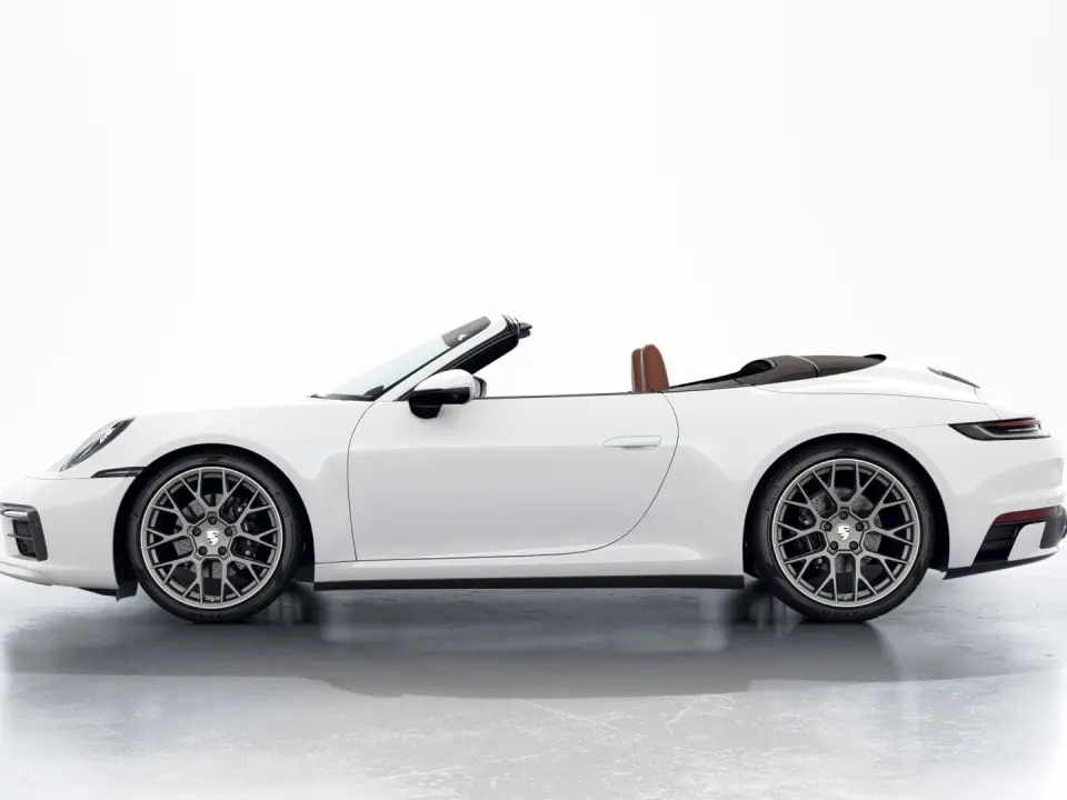 Porsche Carrera 4 Cabriolet
