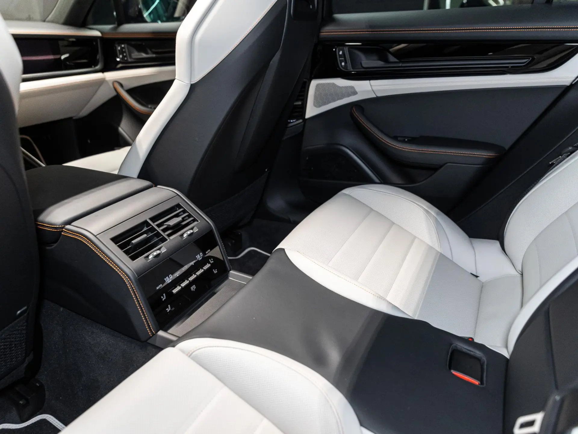Panamera 2.9 4 E-Hybrid