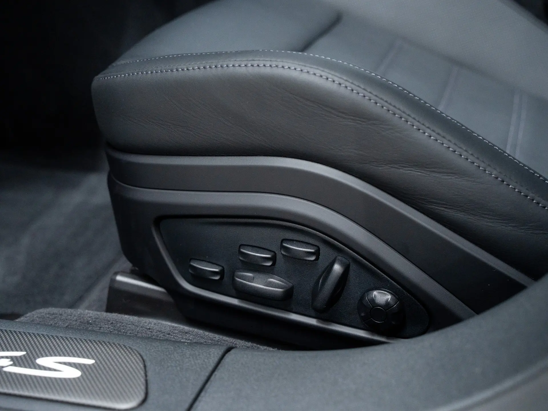 Panamera 4S E-Hybrid SportDesign