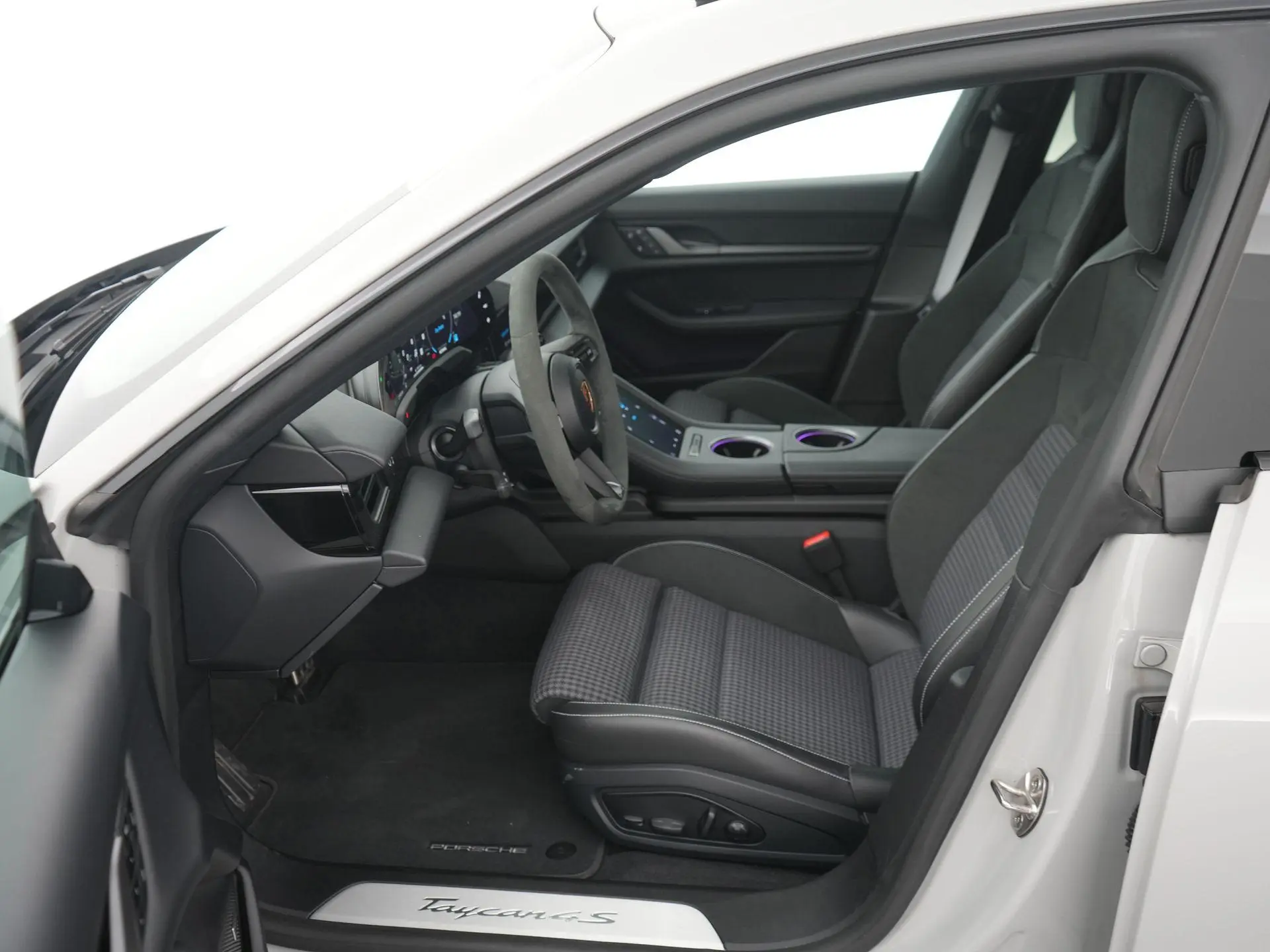 Taycan Cross Turismo 4S 105 kWh