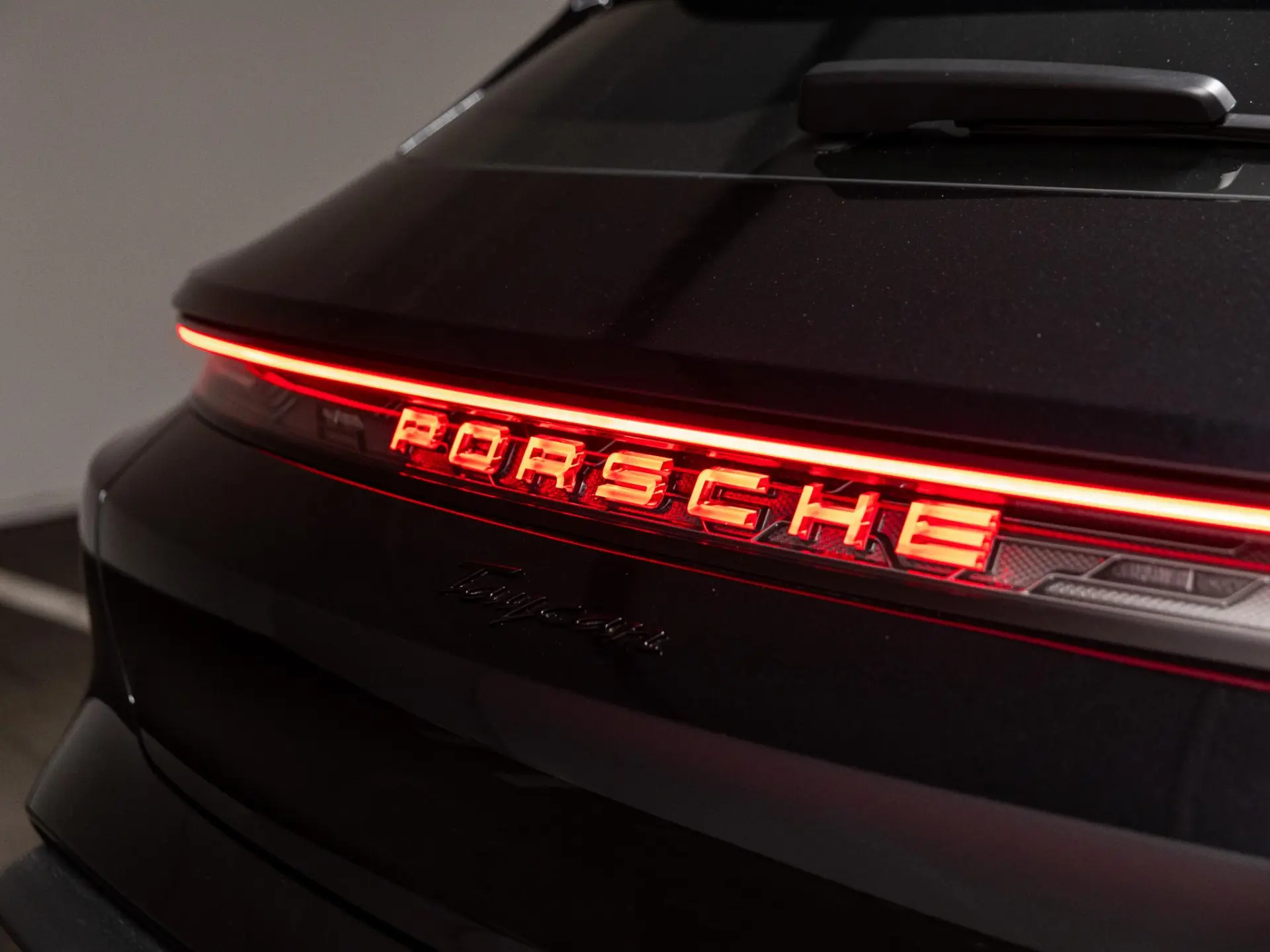 Taycan Sport Turismo 89 kWh