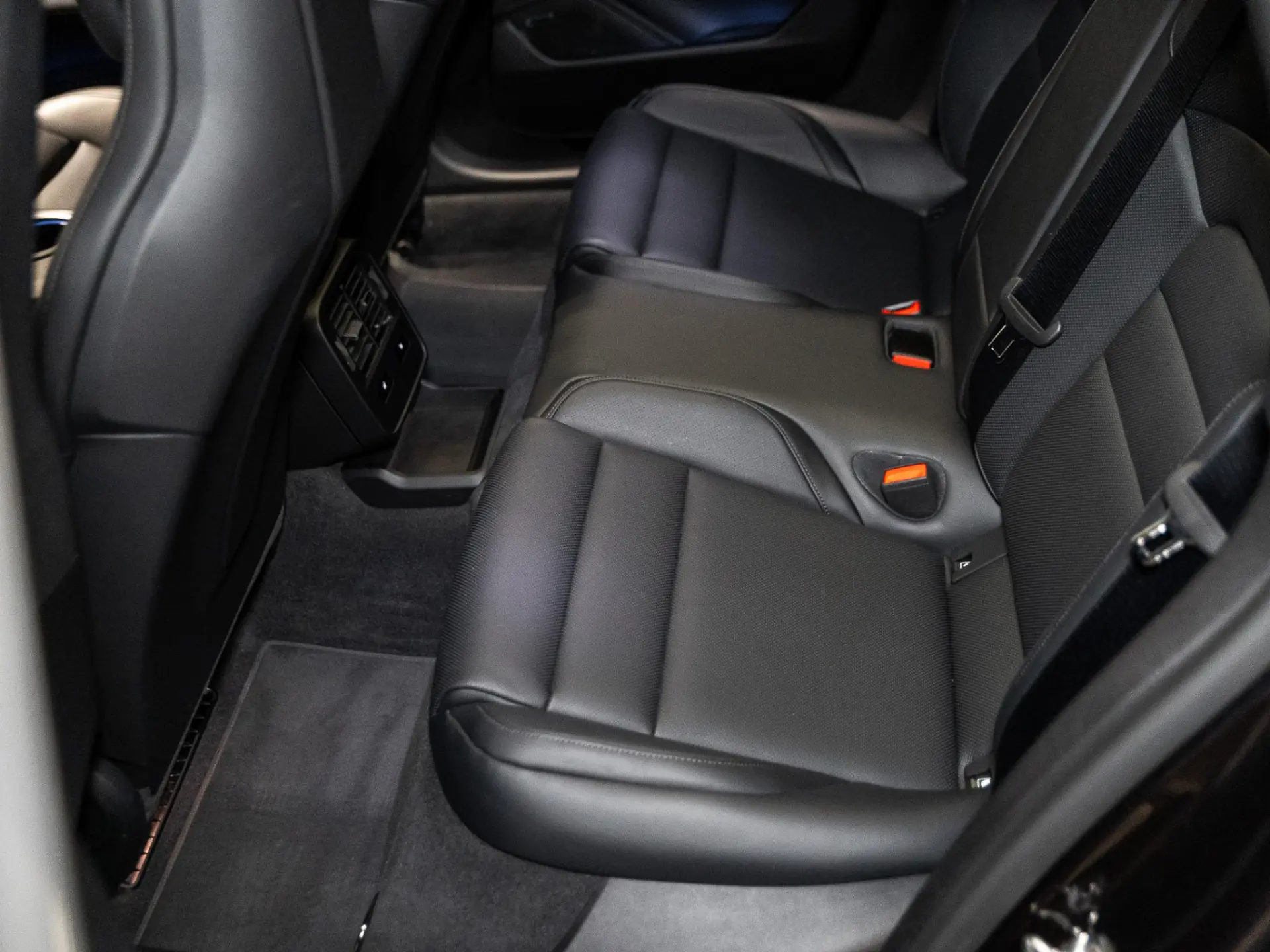 Taycan Sport Turismo 89 kWh