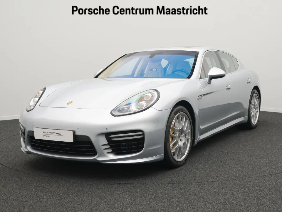 Porsche Panamera Turbo S