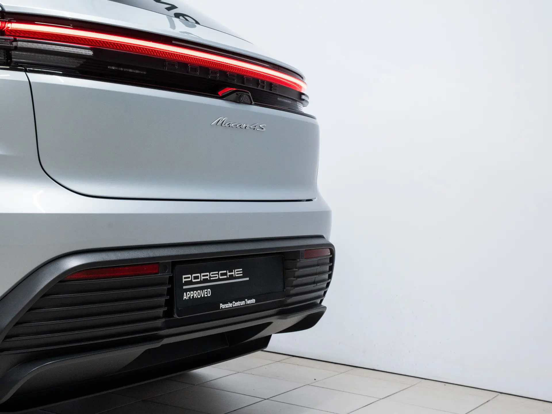 Macan 4S