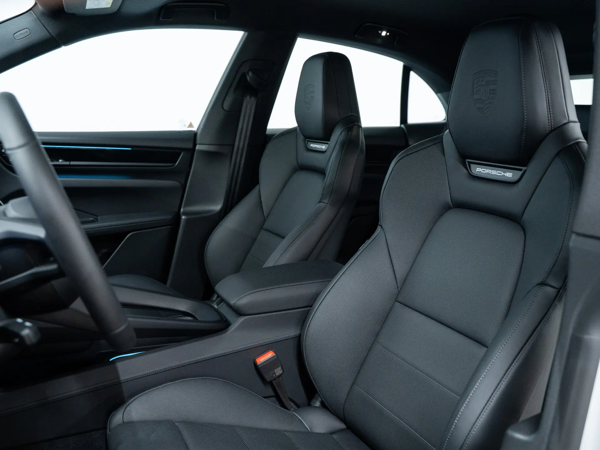 Macan 4