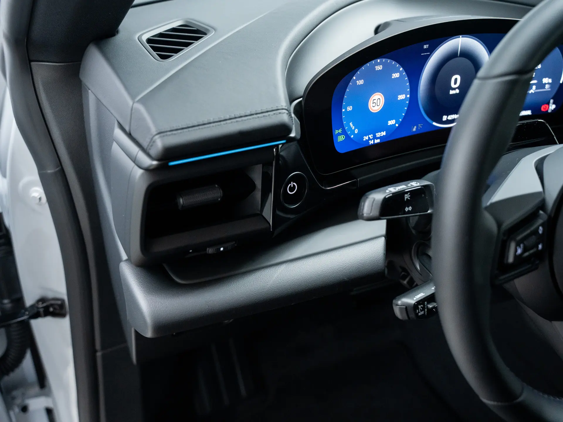 Macan 4
