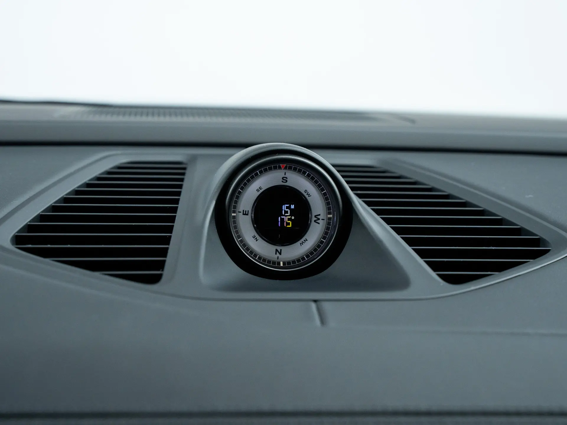 Macan 4