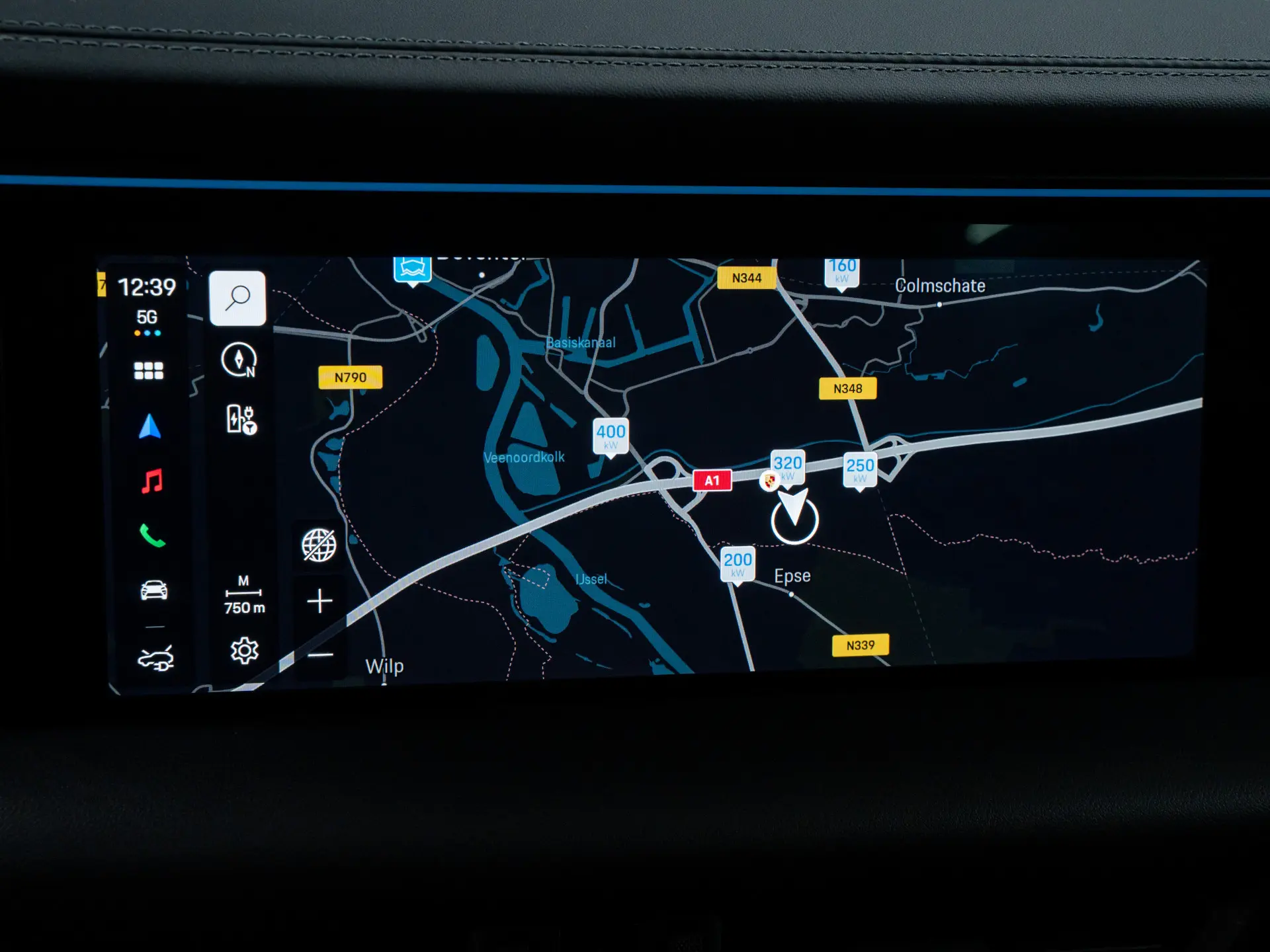Macan 4