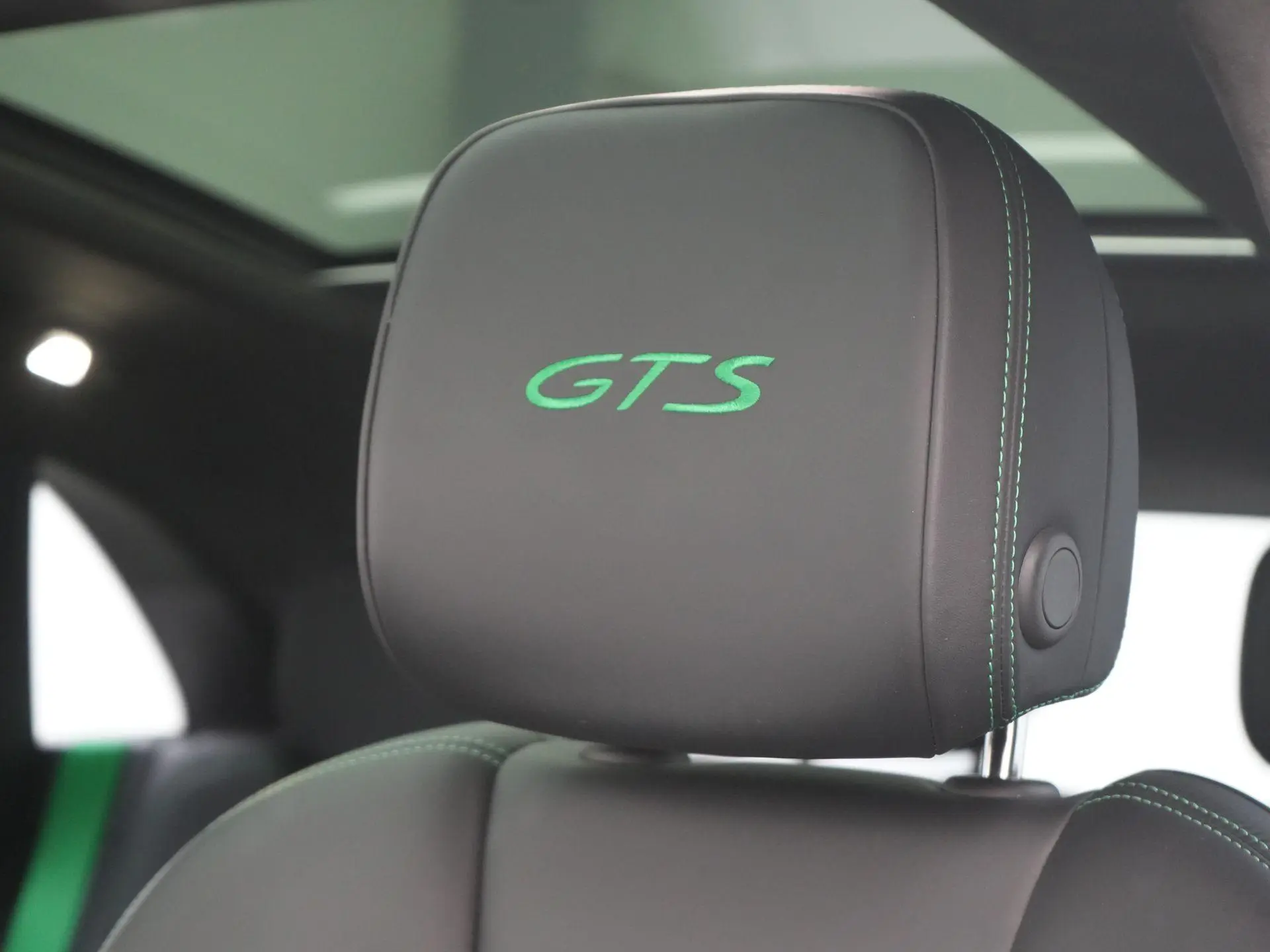 Macan GTS