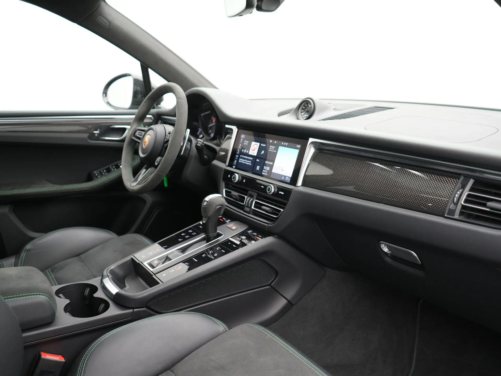 Macan GTS